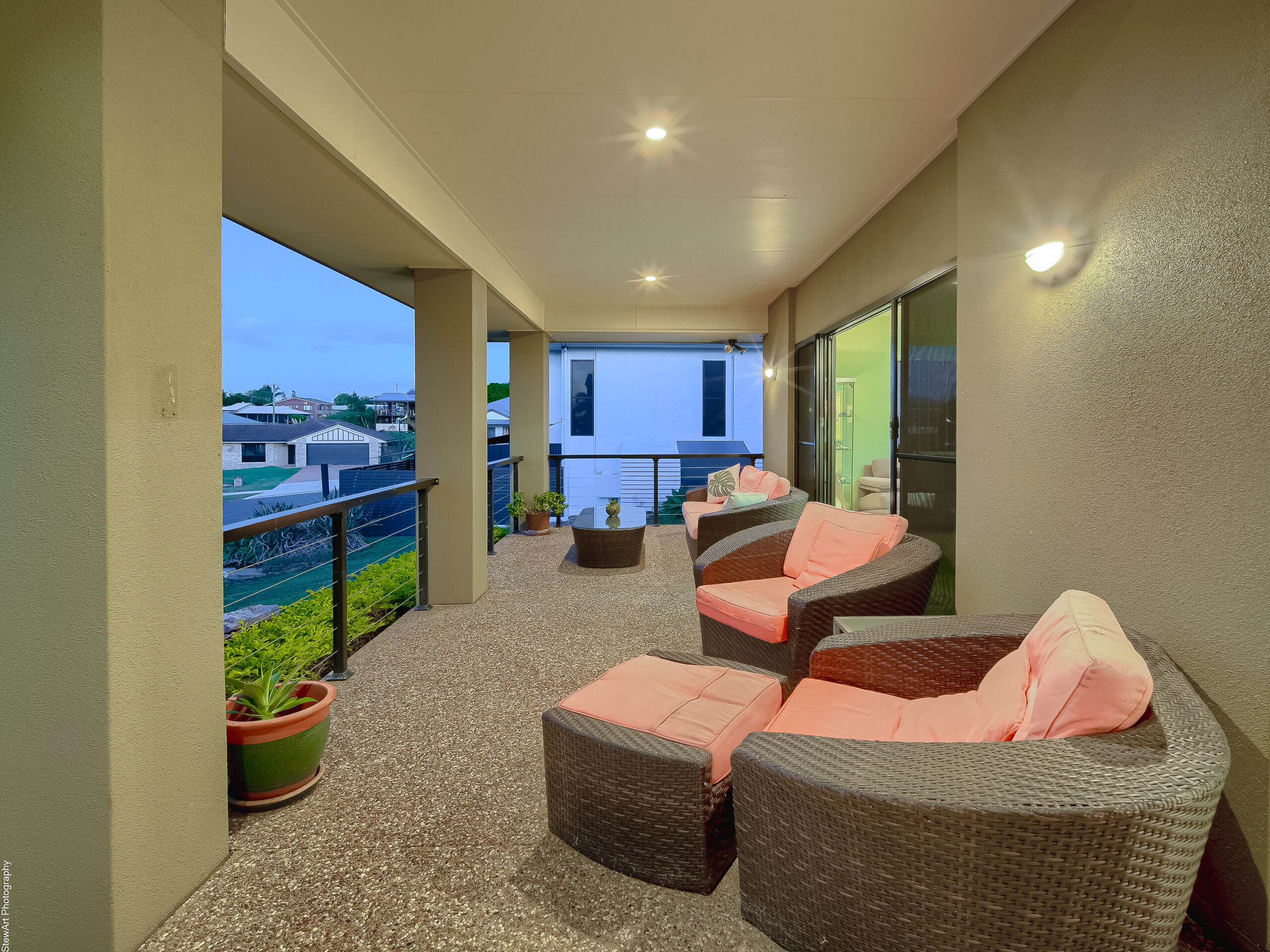 6 Pohlmann Court, SCARNESS, QLD 4655 AUS