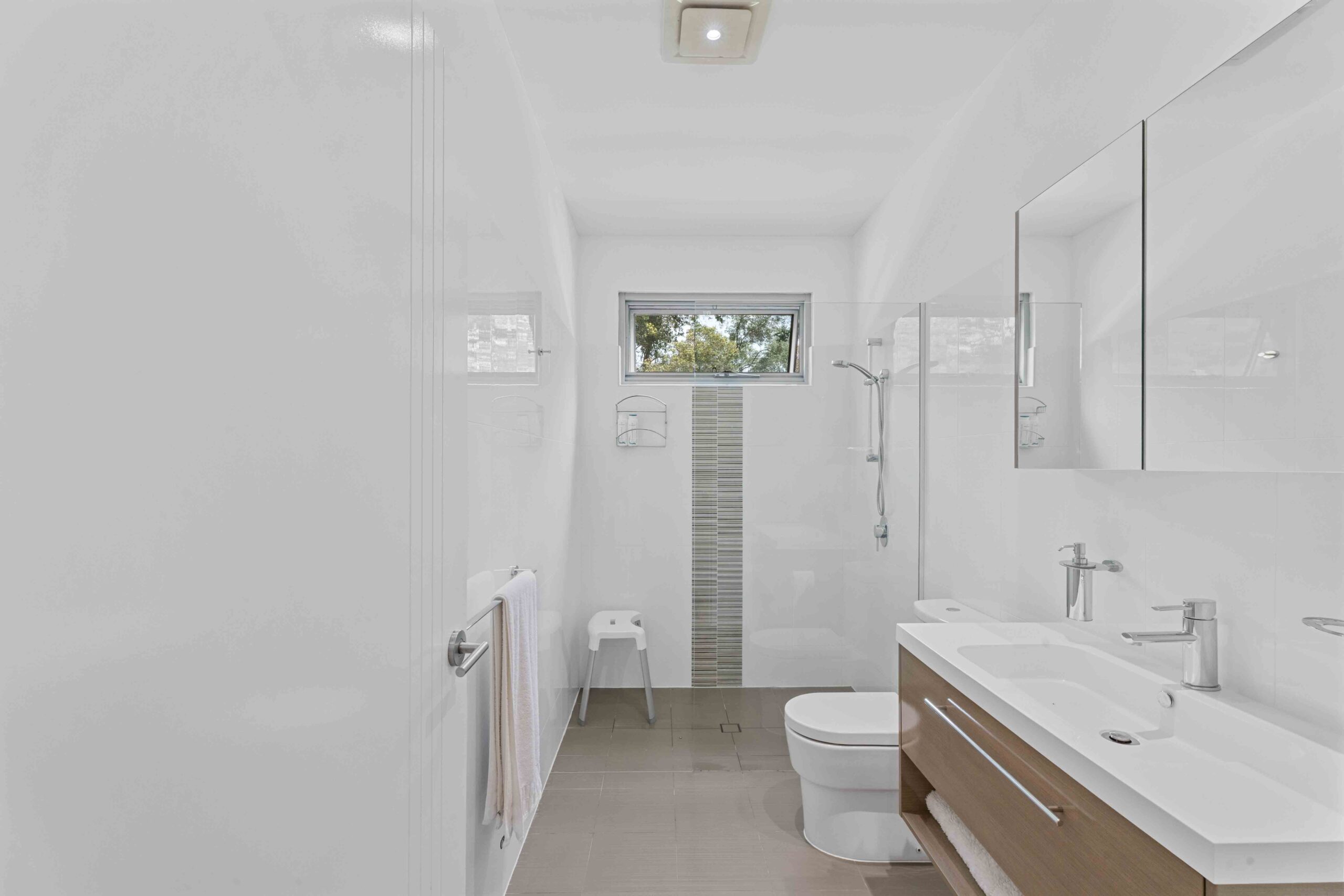 14 Regency Avenue, URRAWEEN, QLD 4655 AUS