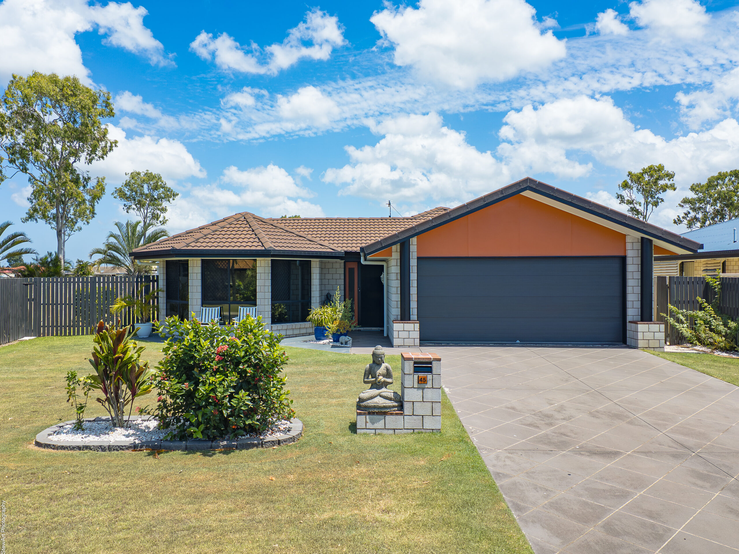 45 Archer Drive, POINT VERNON, QLD 4655 AUS