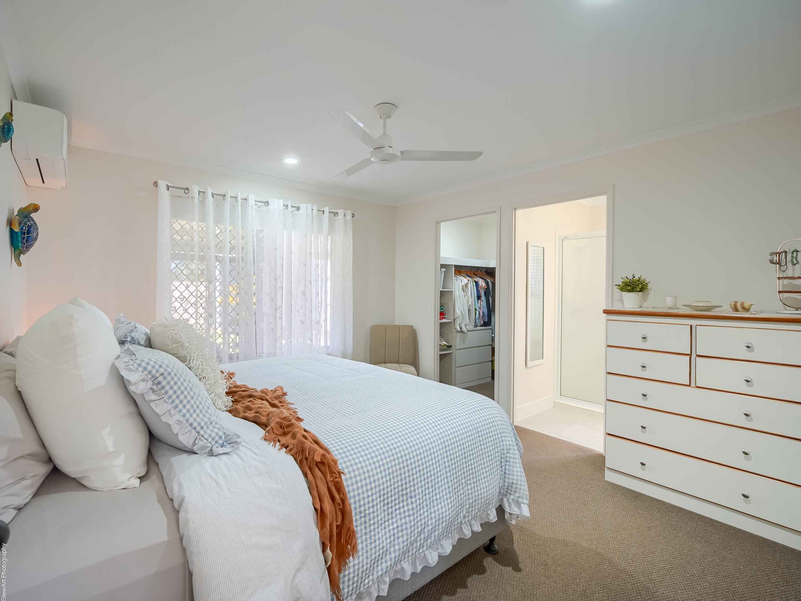 45 Archer Drive, POINT VERNON, QLD 4655 AUS