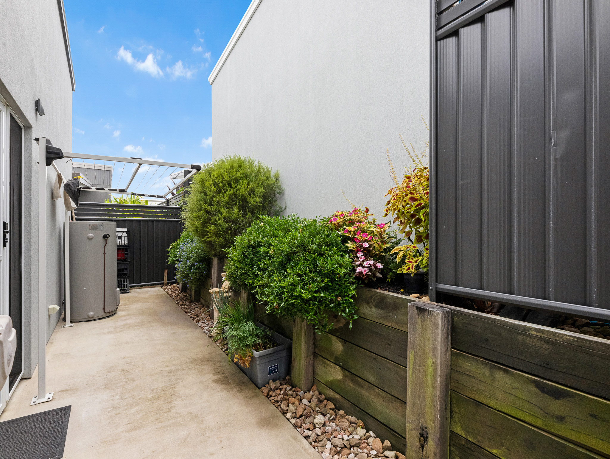 80/1 Latitude Boulevard 