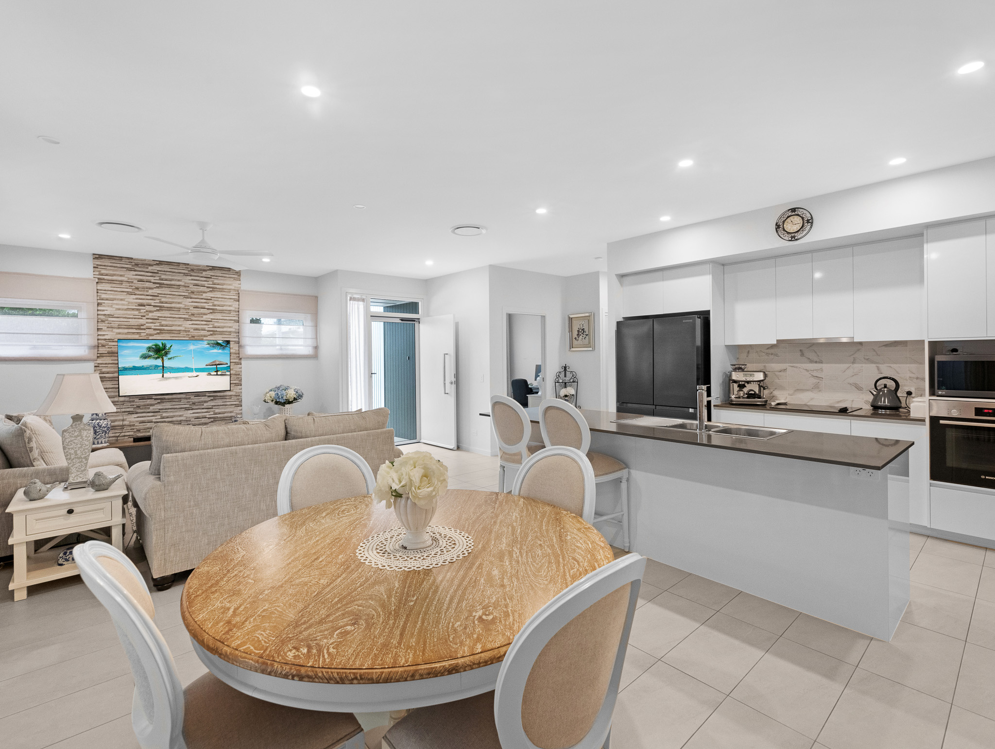 80/1 Latitude Boulevard 