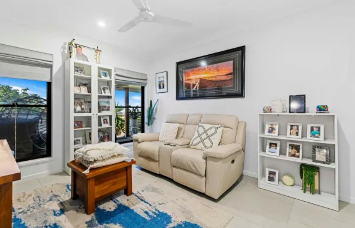 138-140 Cove Boulevard, RIVER HEADS, QLD 4655 AUS