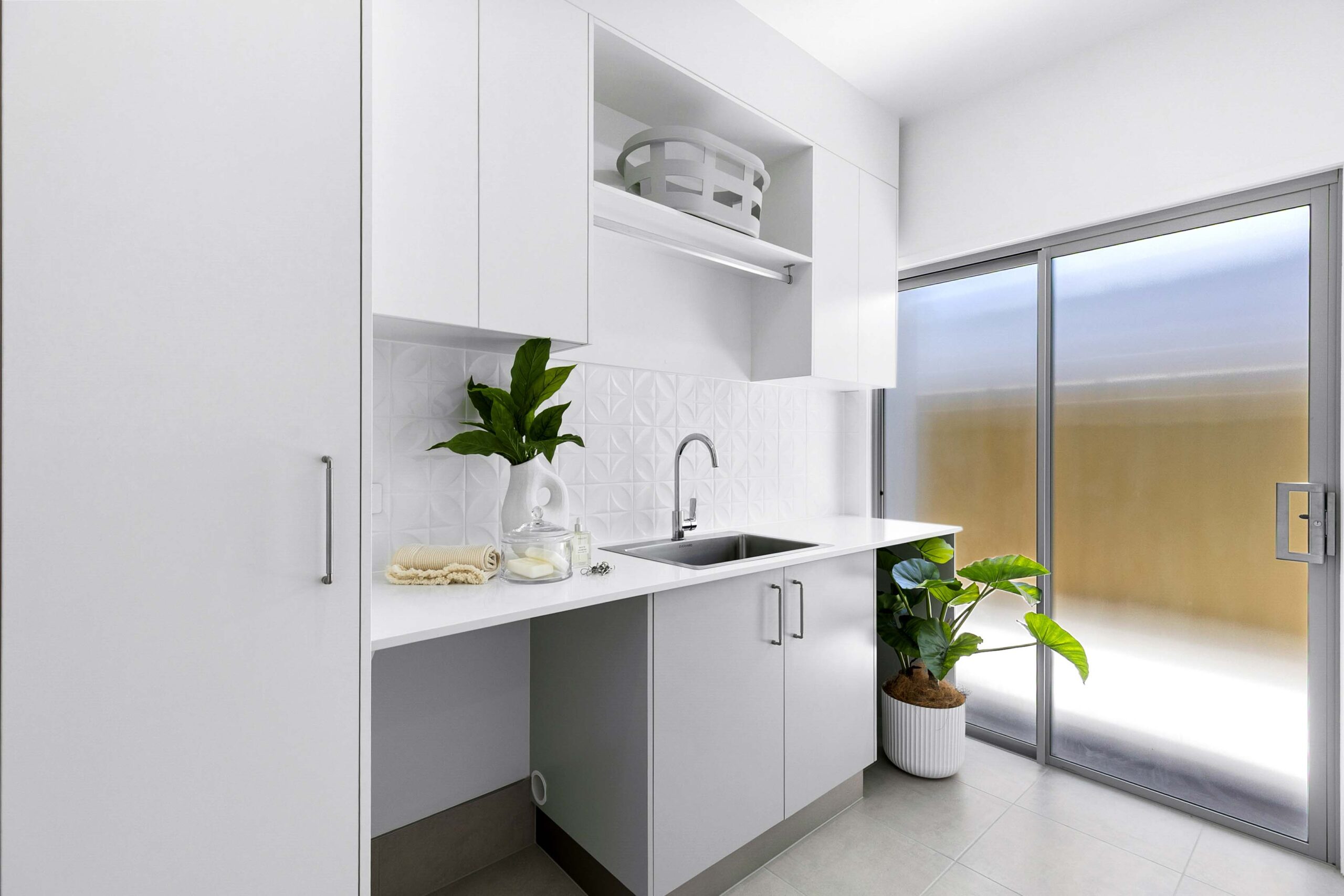 39 Oceanview Street, POINT VERNON, QLD 4655 AUS