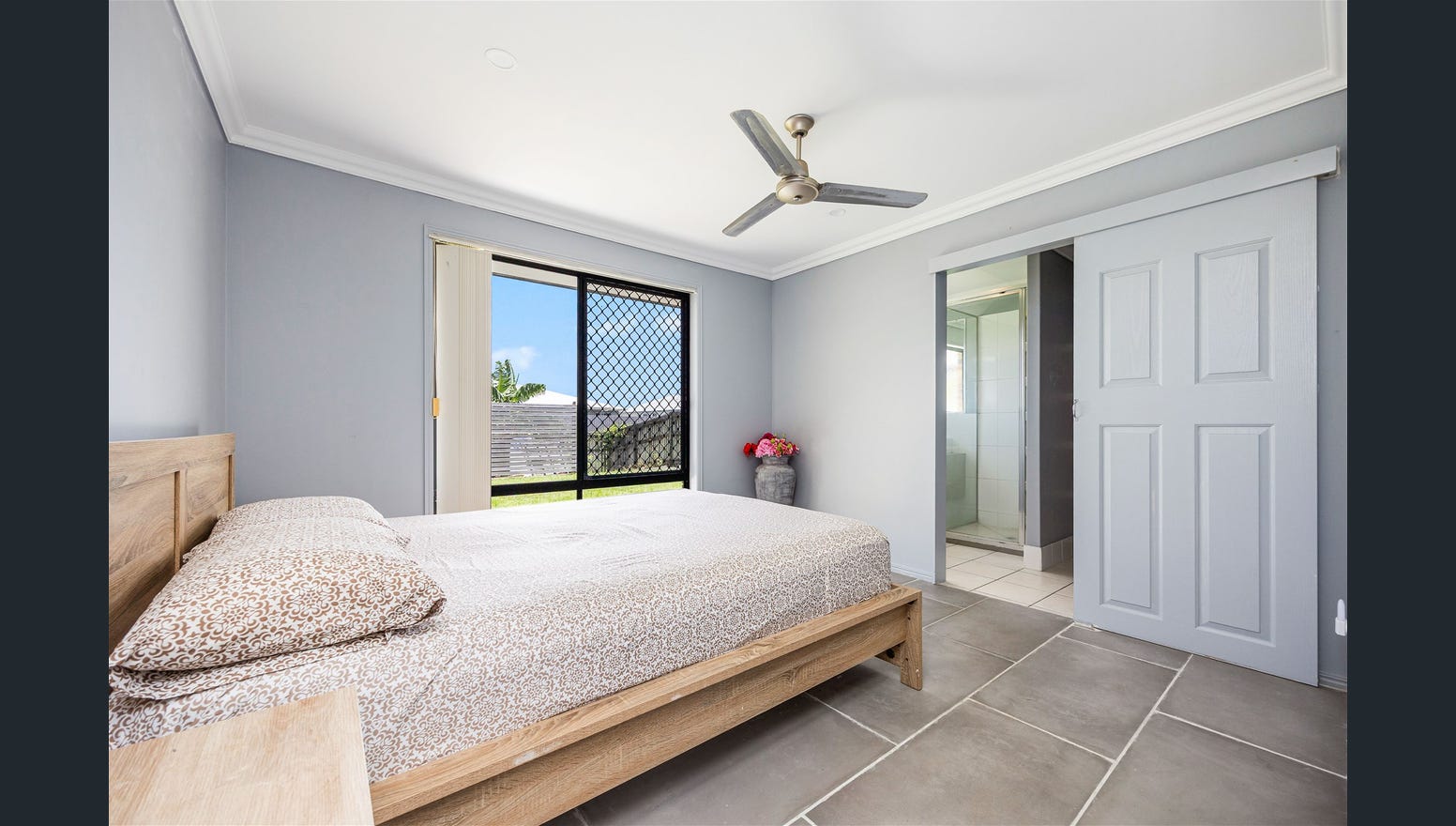 51 Bunya Court, ELI WATERS, QLD 4655 AUS