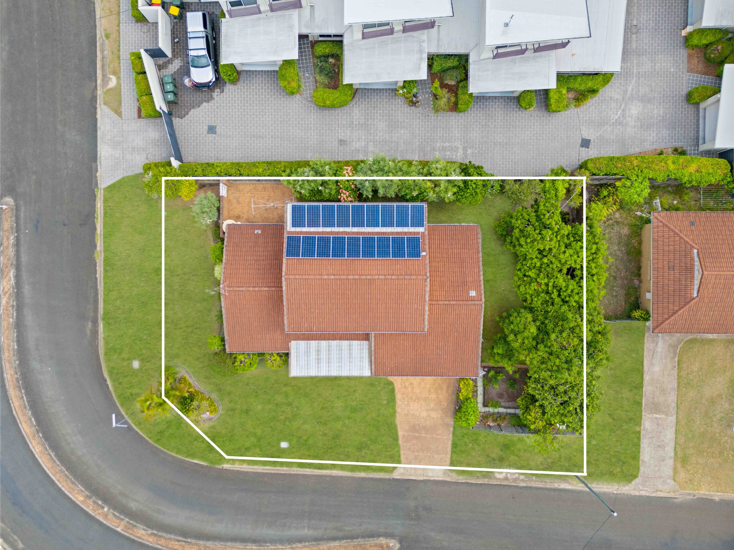 10 Hervey Street, SCARNESS, QLD 4655 AUS