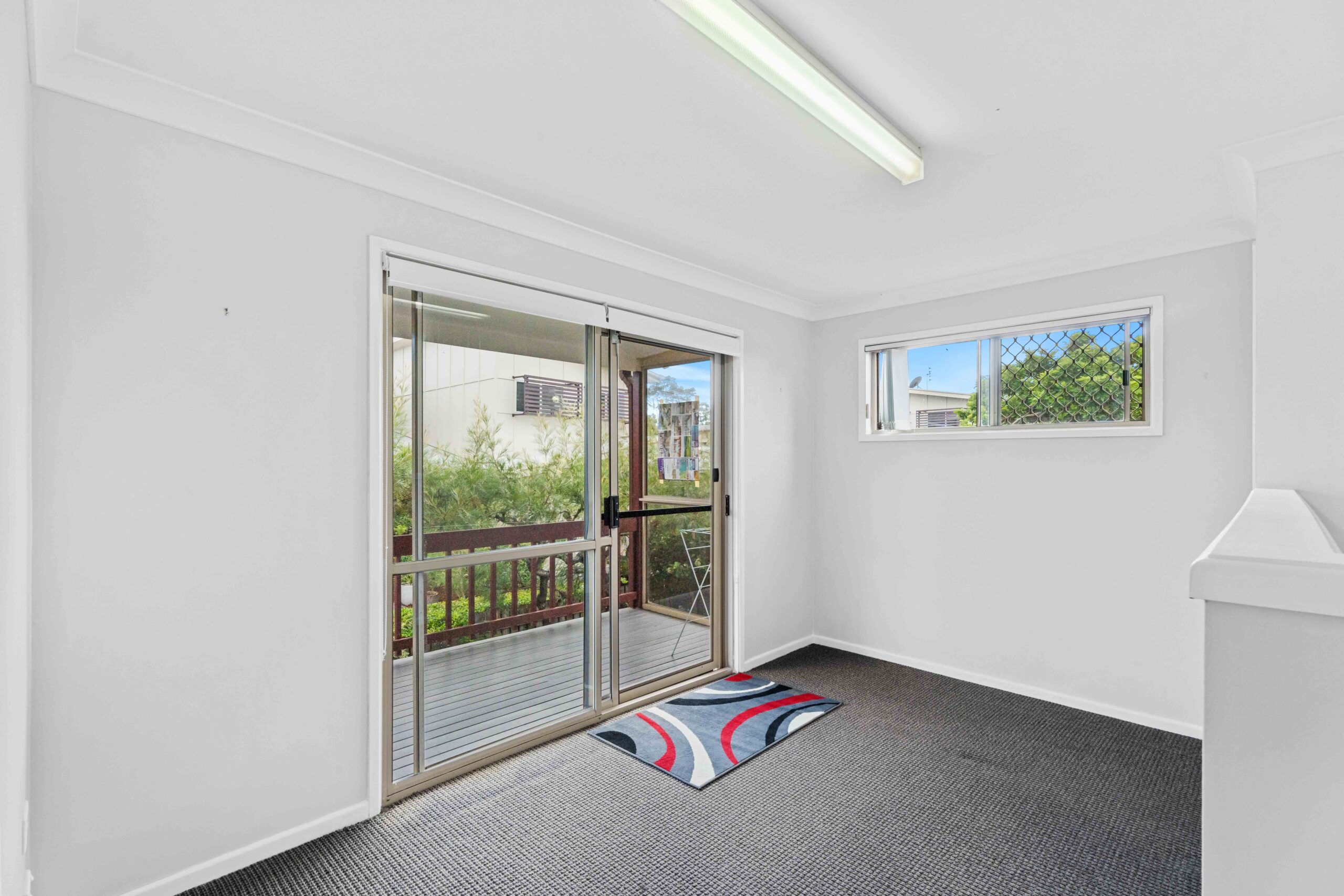 10 Hervey Street, SCARNESS, QLD 4655 AUS