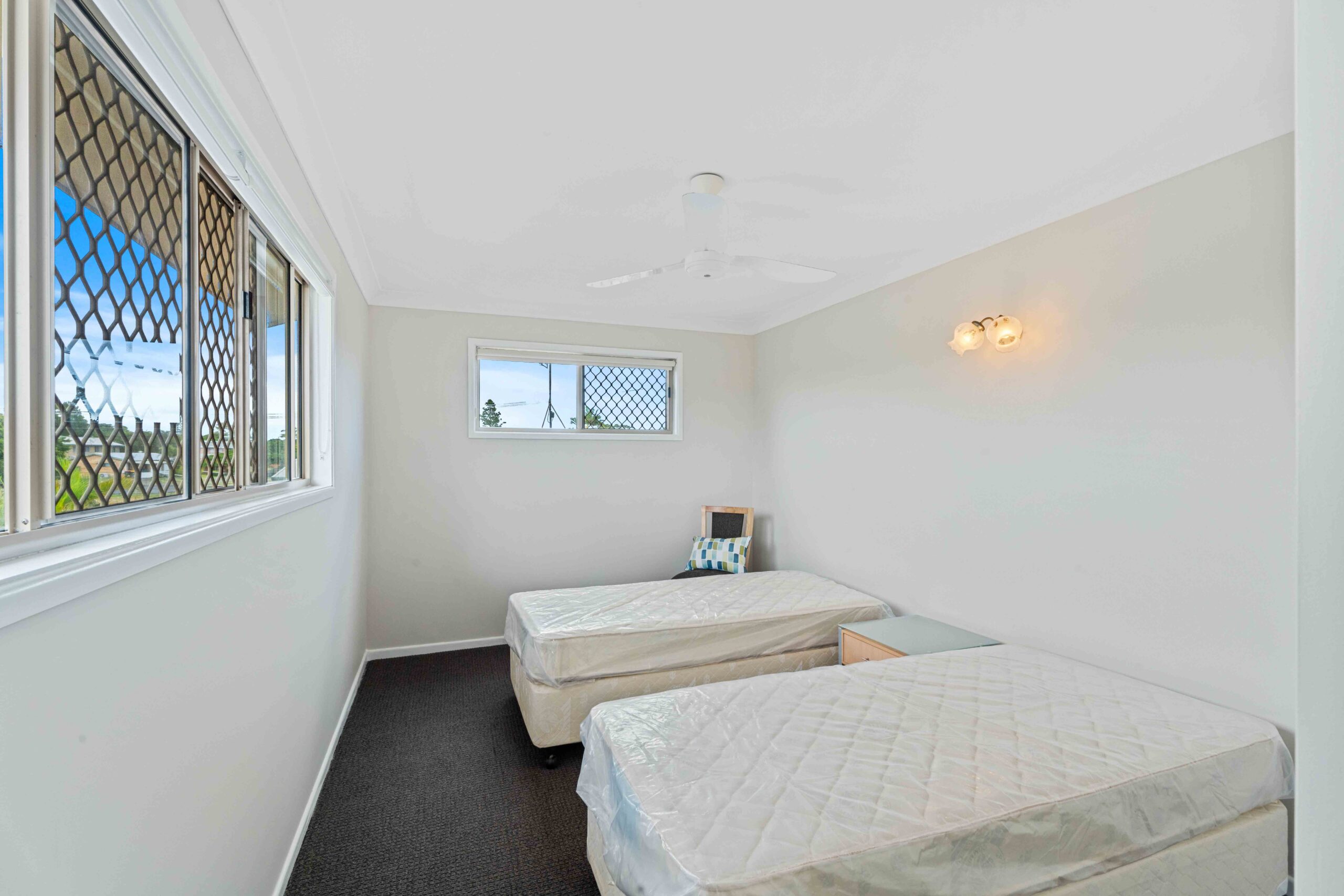 10 Hervey Street, SCARNESS, QLD 4655 AUS