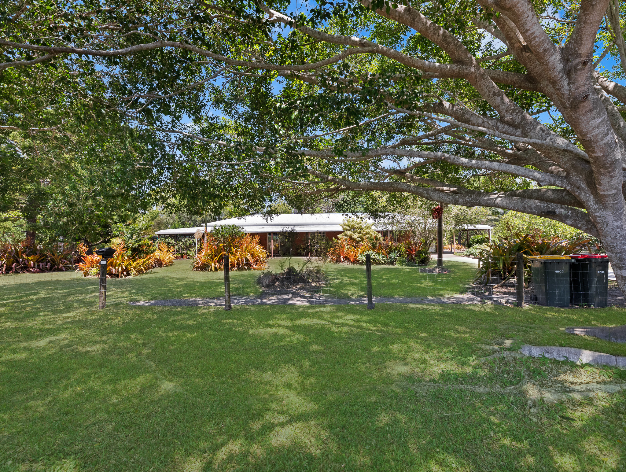 30 Francis Avenue, BOORAL, QLD 4655 AUS