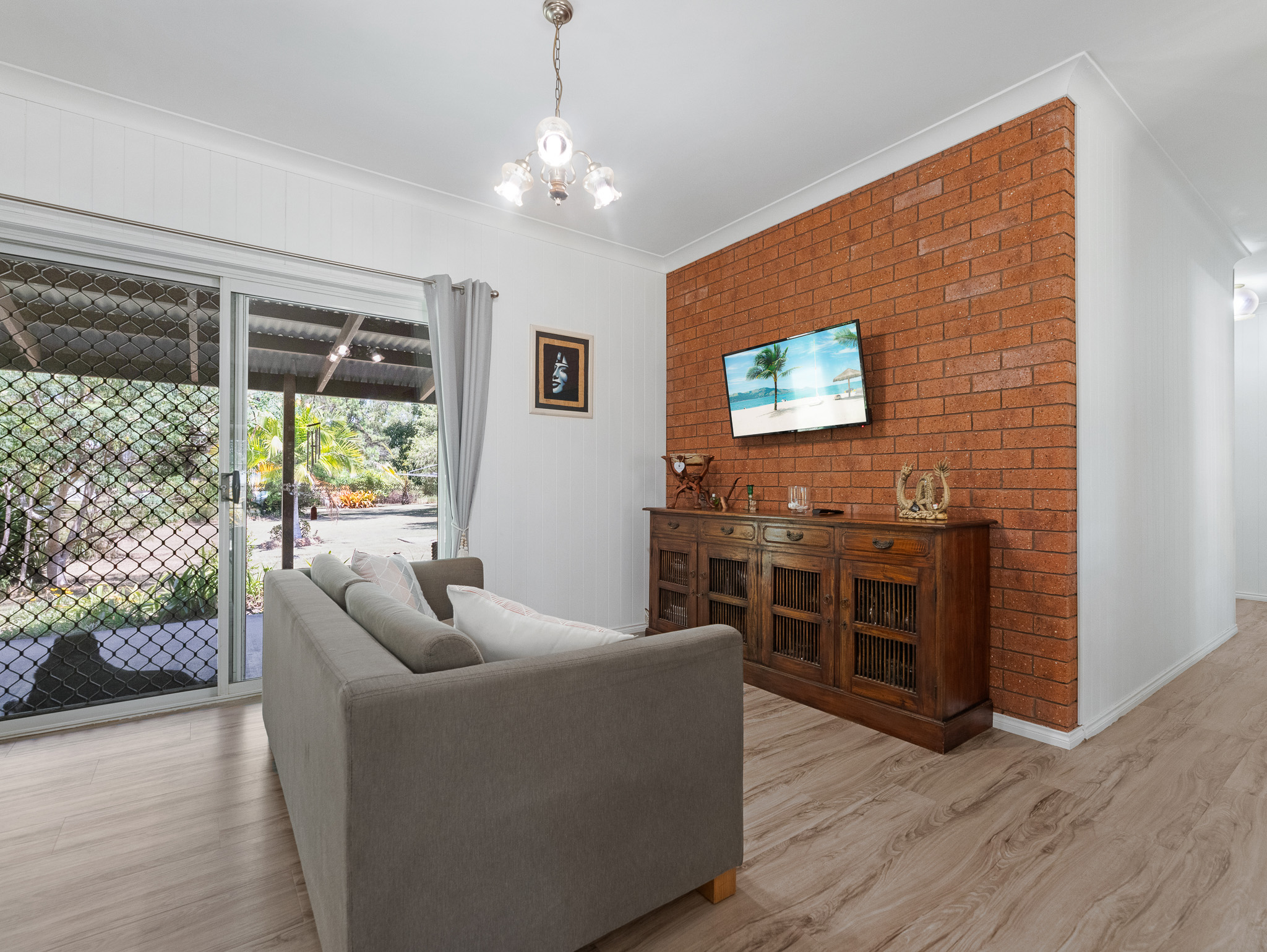 30 Francis Avenue, BOORAL, QLD 4655 AUS