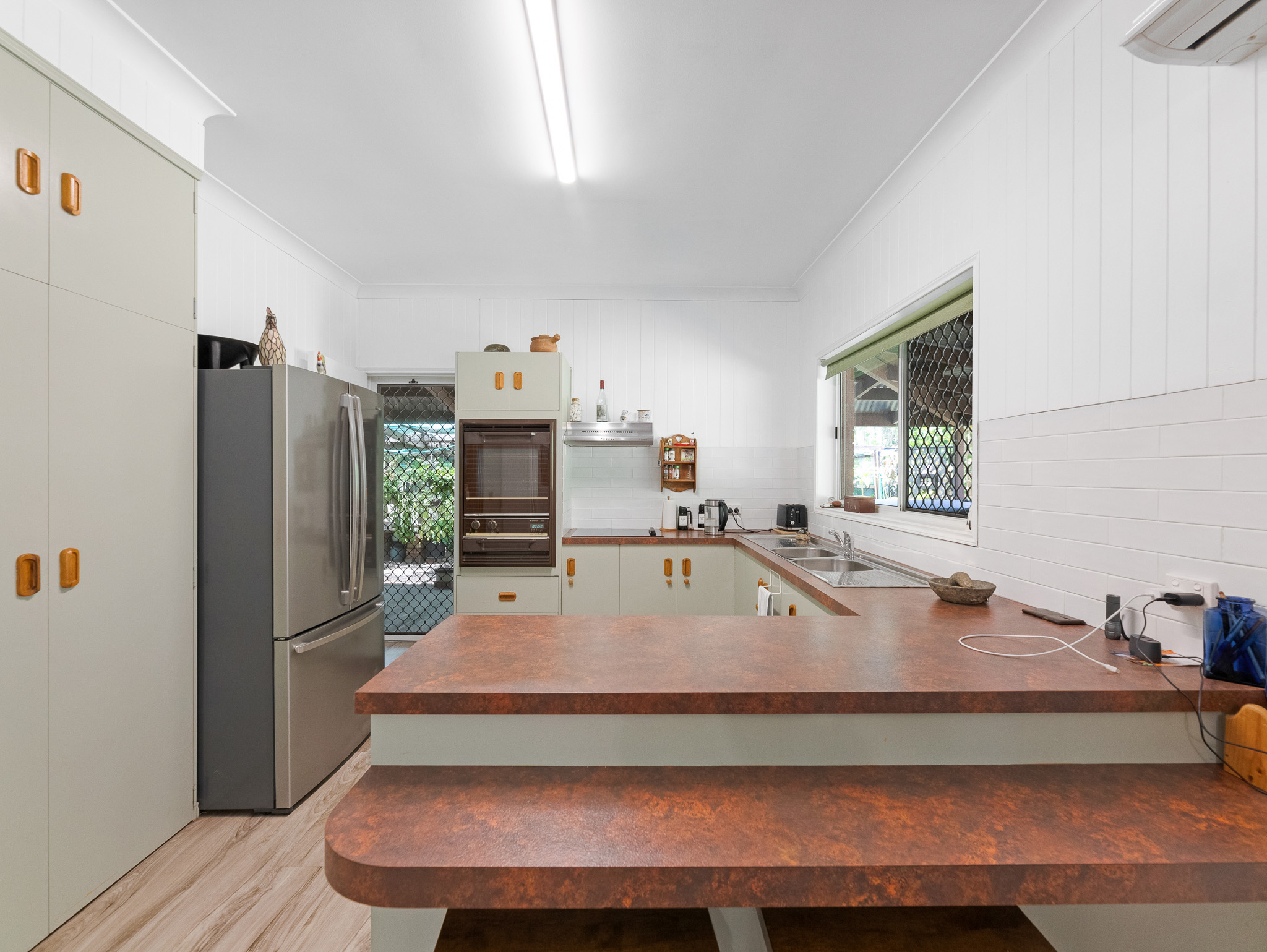 30 Francis Avenue, BOORAL, QLD 4655 AUS