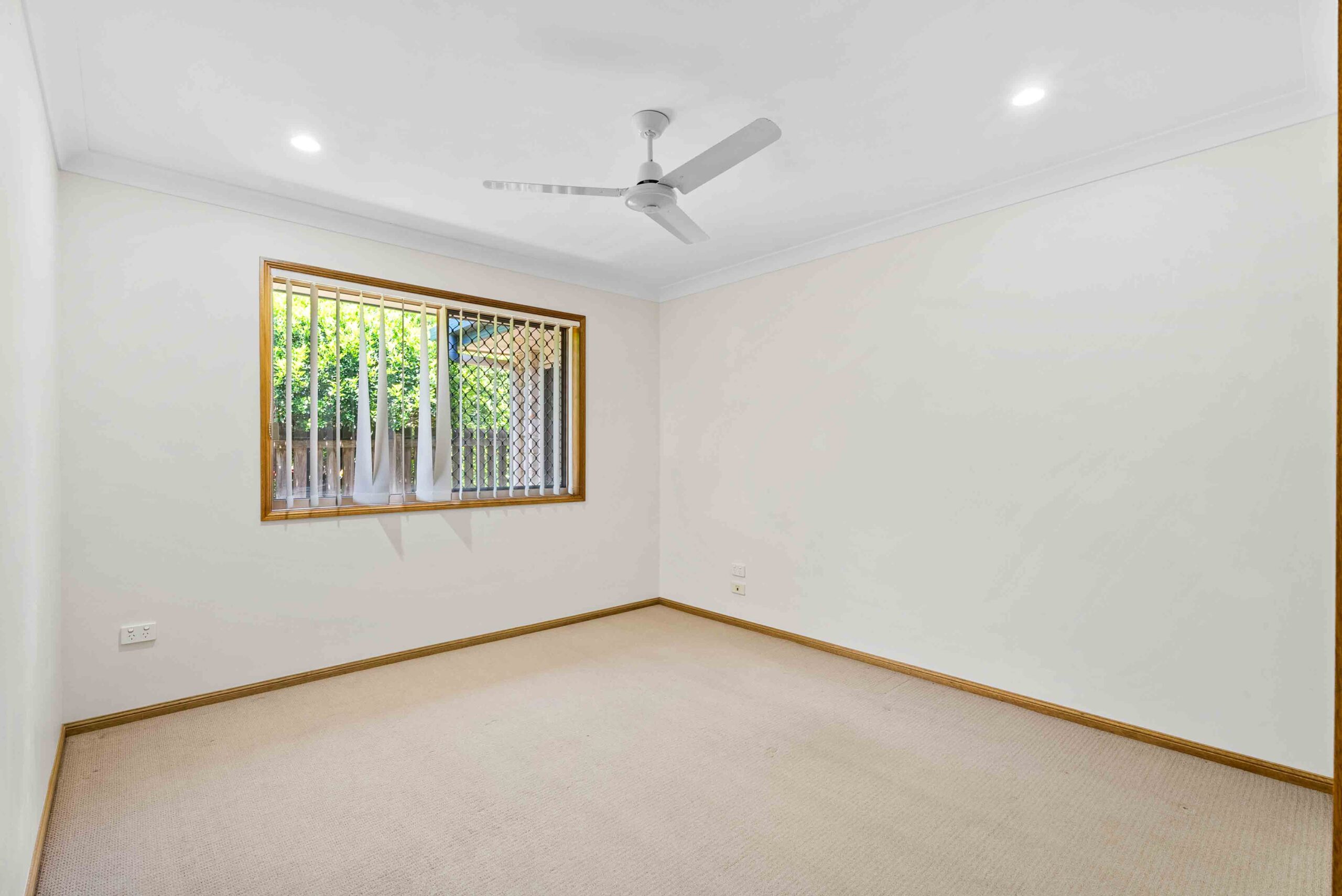 10 Queensbury Grove, URRAWEEN, QLD 4655 AUS