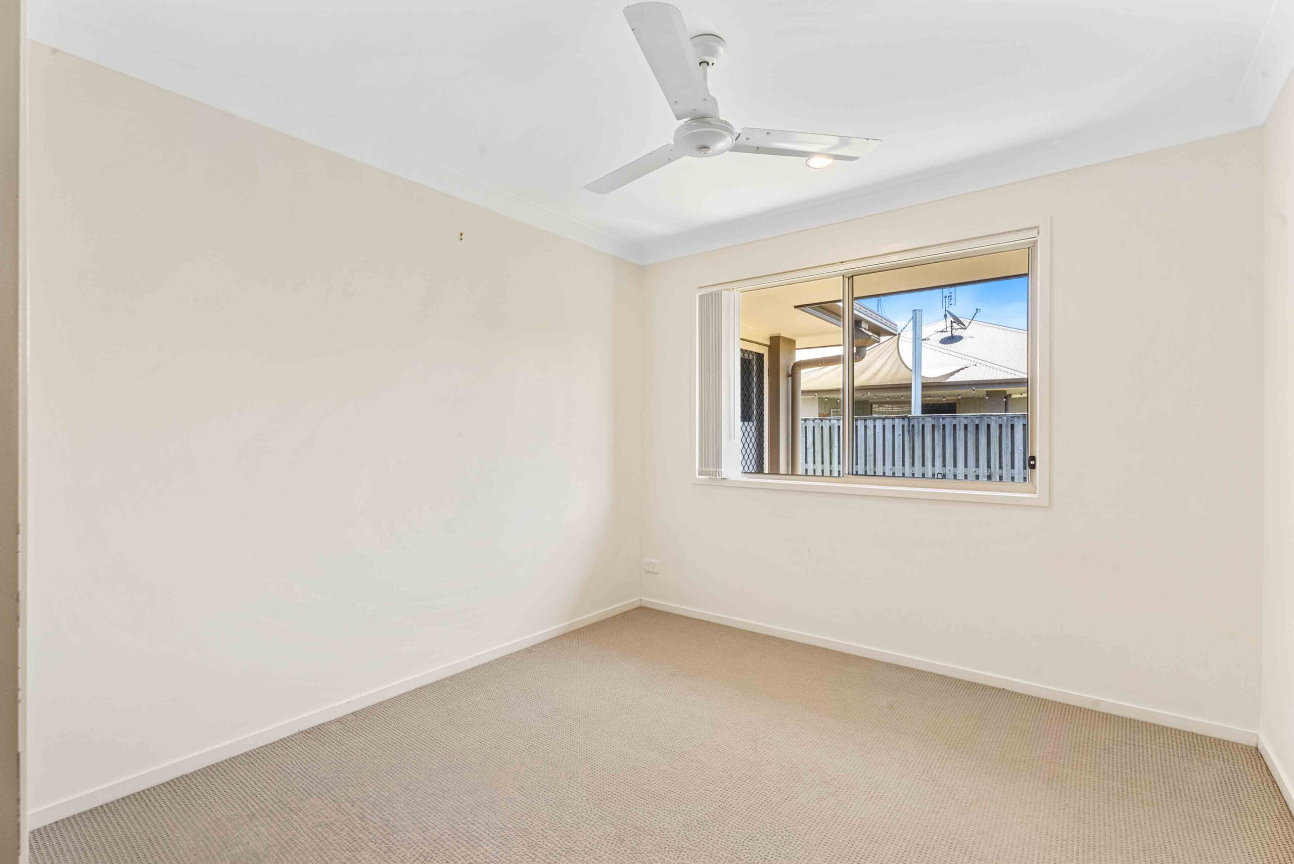 4 Parklink East Avenue, WONDUNNA, QLD 4655 AUS