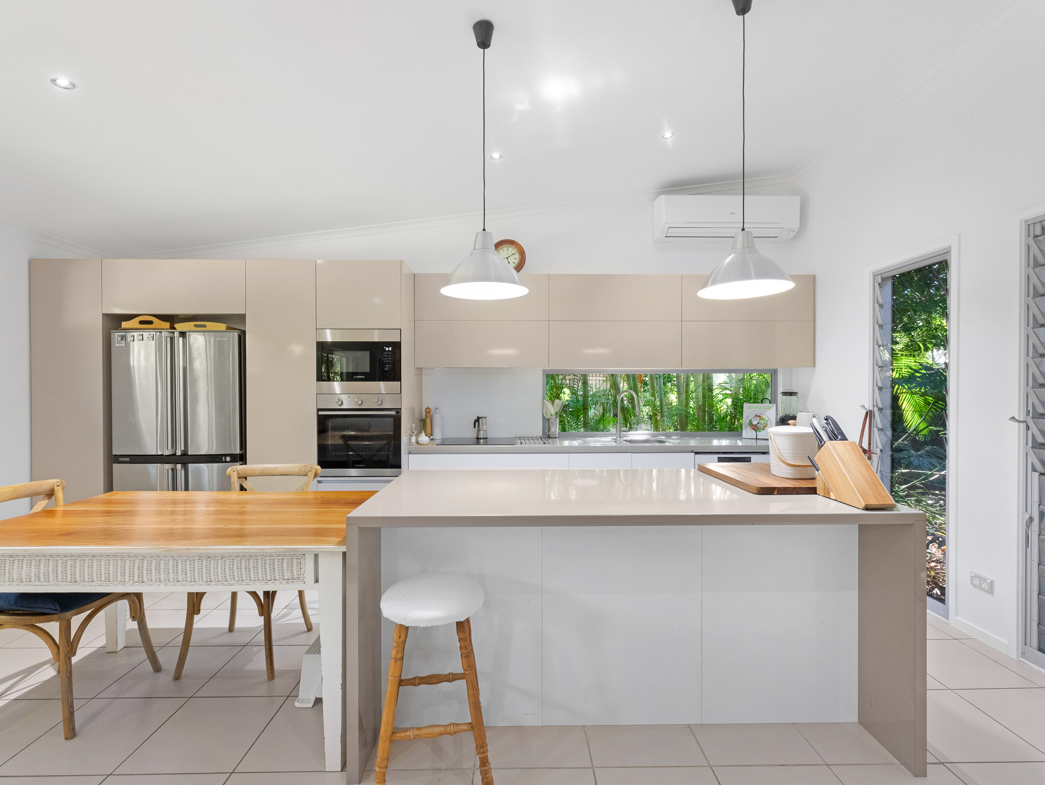 51A Helsham Street, POINT VERNON, QLD 4655 AUS