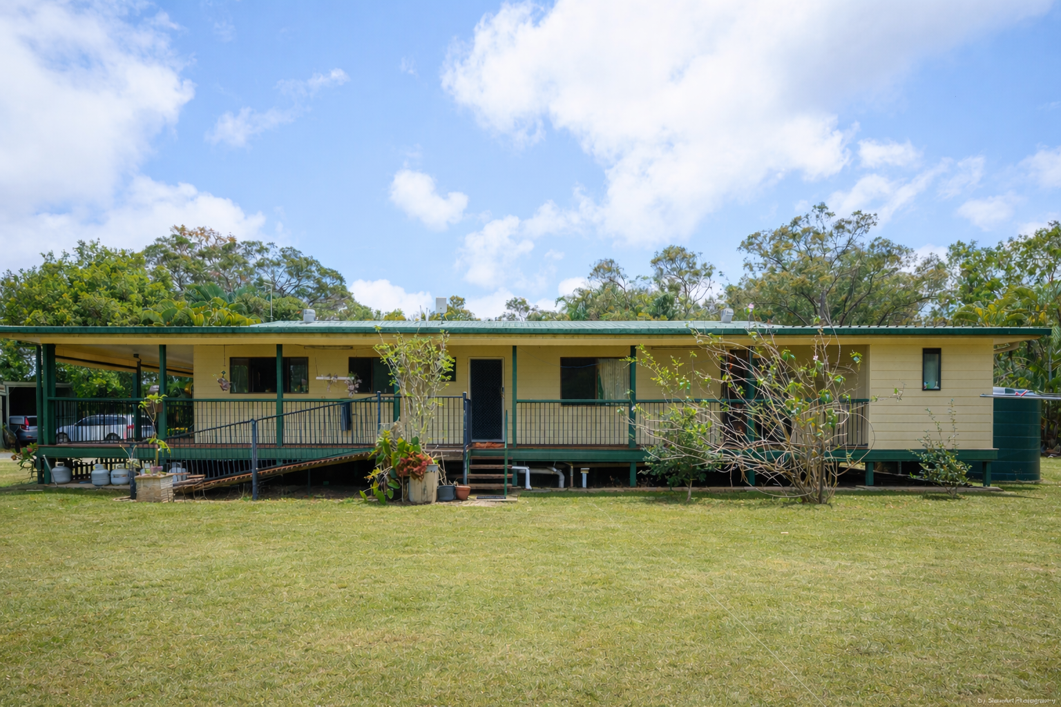 33 Shore Road West, BOORAL, QLD 4655 AUS