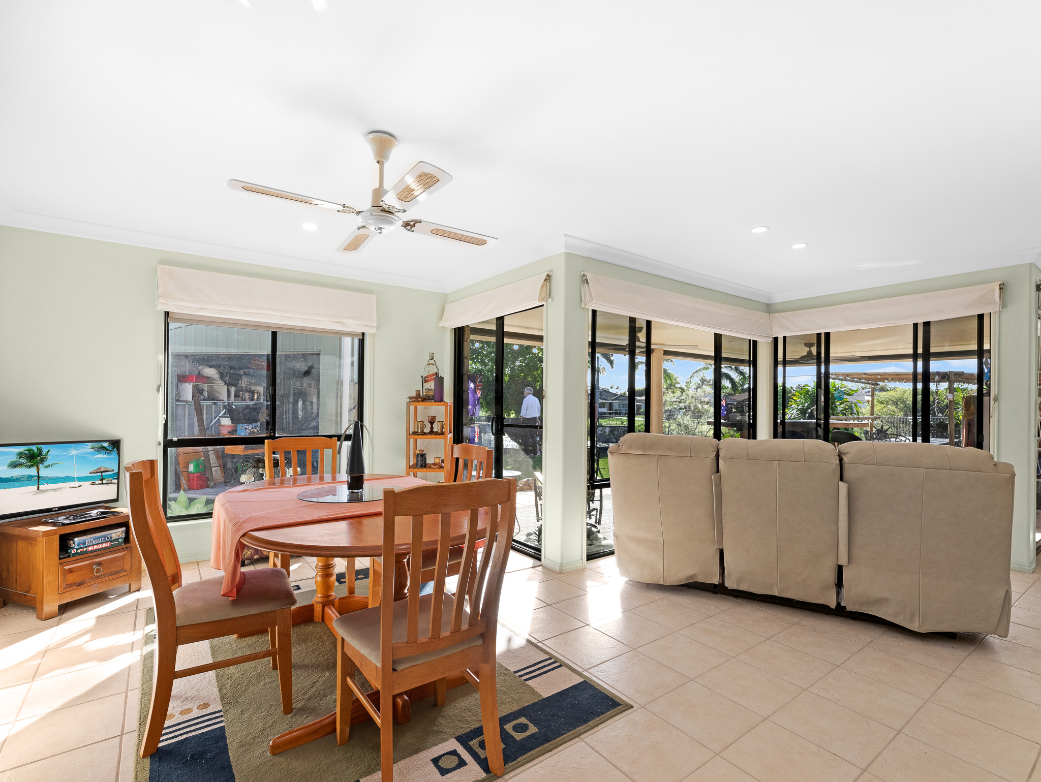 9 Florida Court, TORQUAY, QLD 4655 AUS