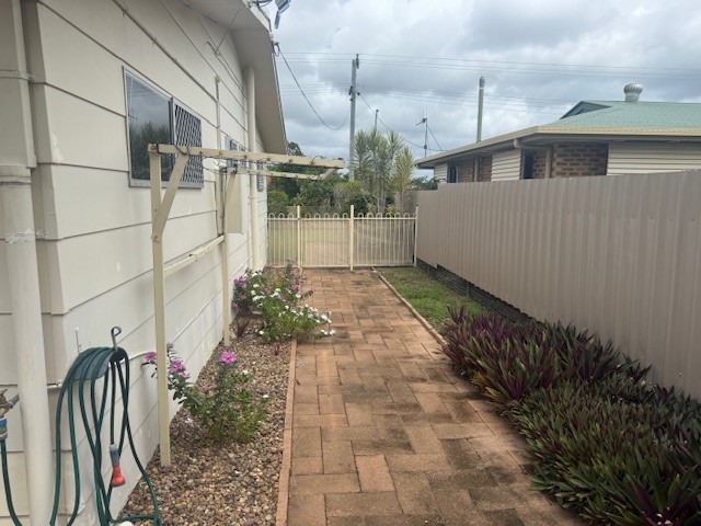 1/23 Murphy Street, POINT VERNON, QLD 4655 AUS