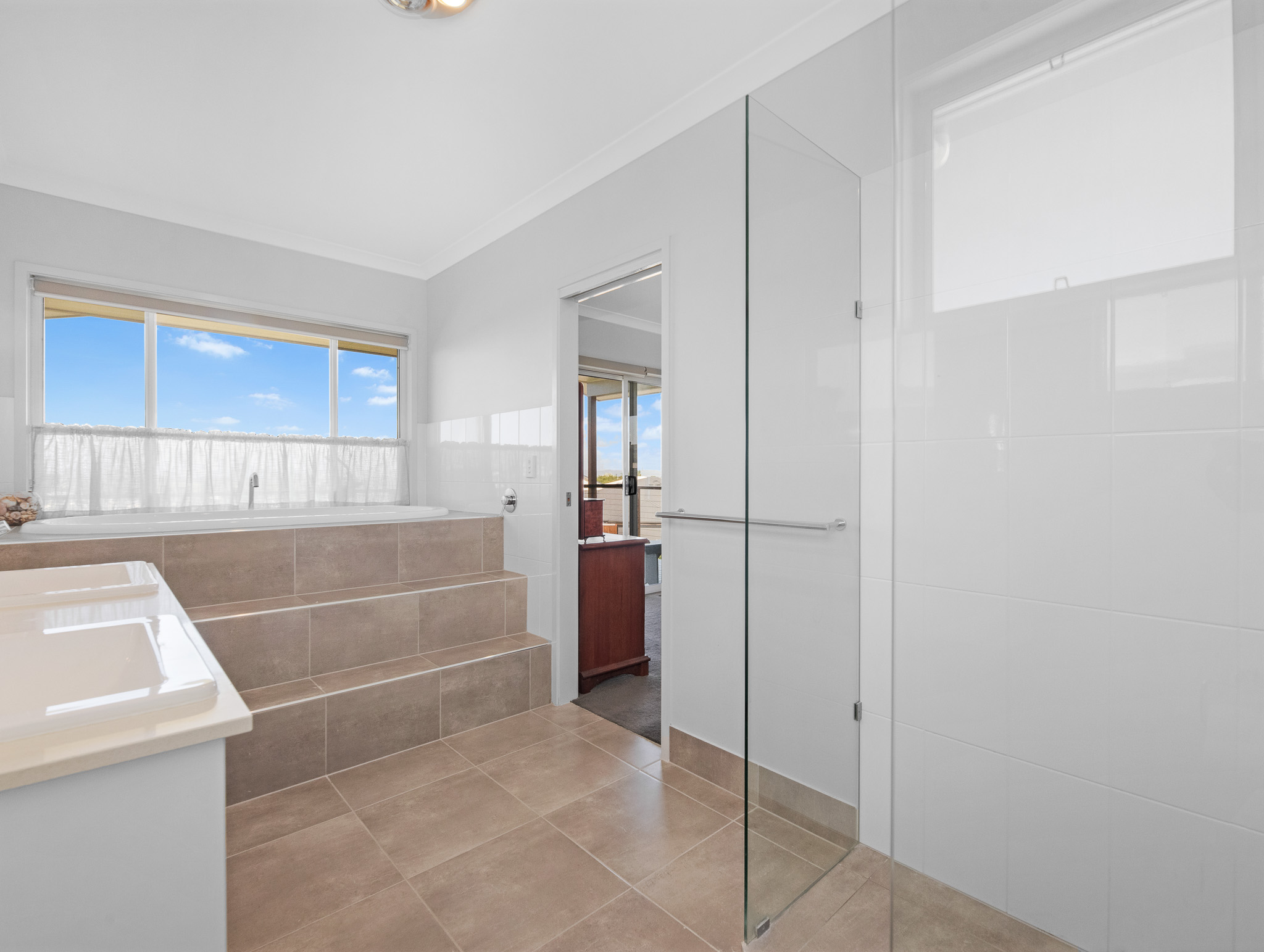 41 Windjammer Circuit, RIVER HEADS, QLD 4655 AUS