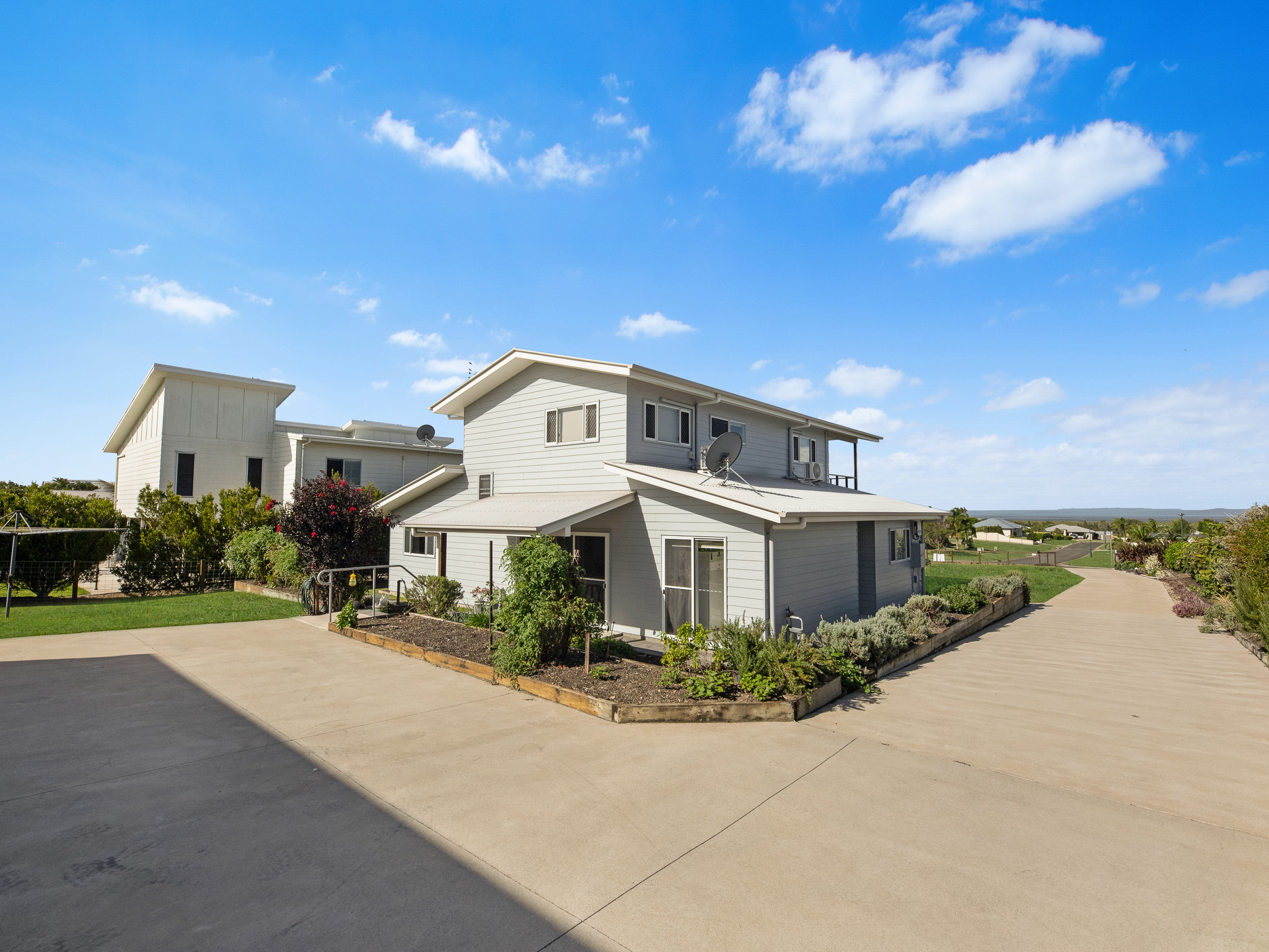 41 Windjammer Circuit, RIVER HEADS, QLD 4655 AUS