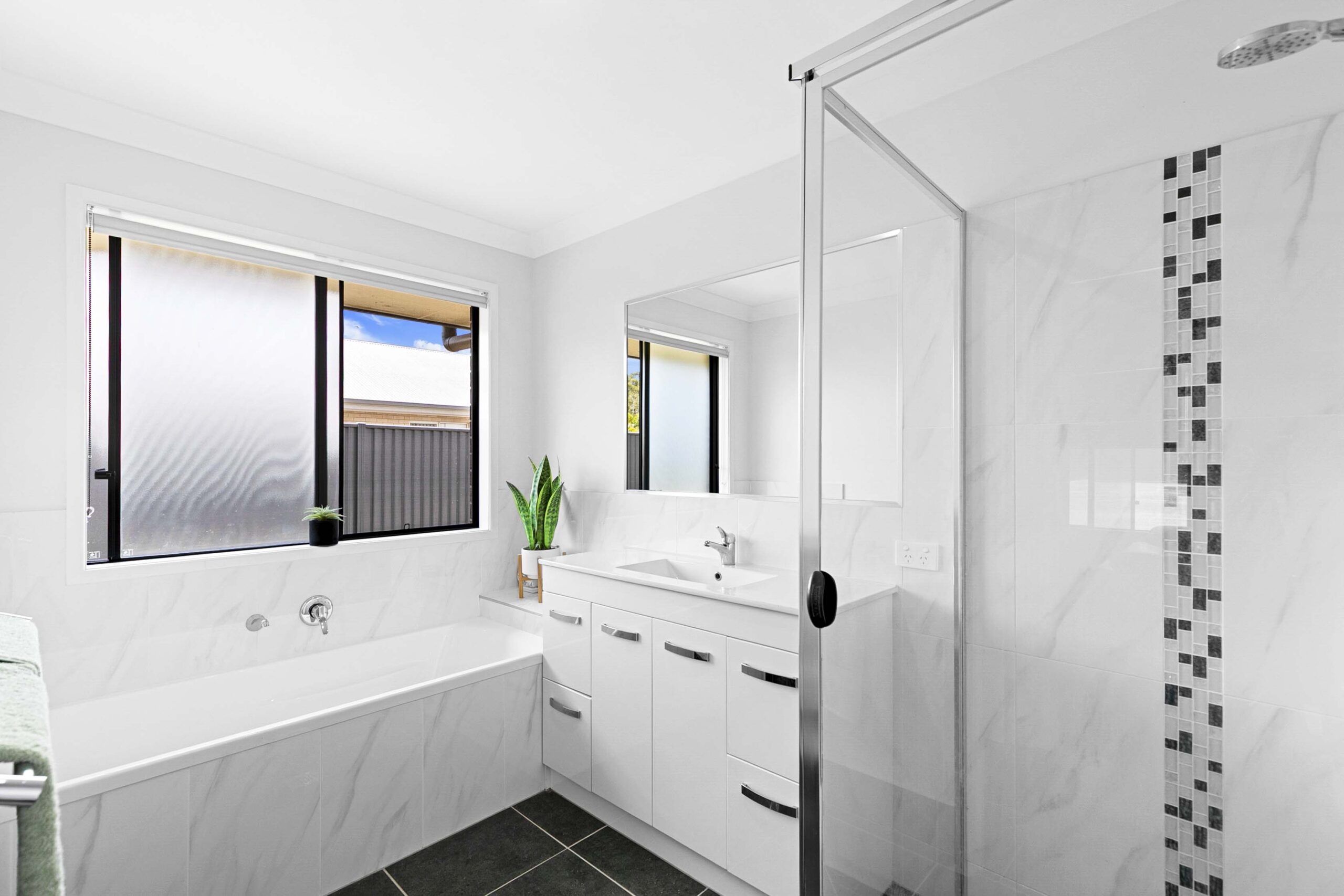 11 Bonita Court, URANGAN, QLD 4655 AUS