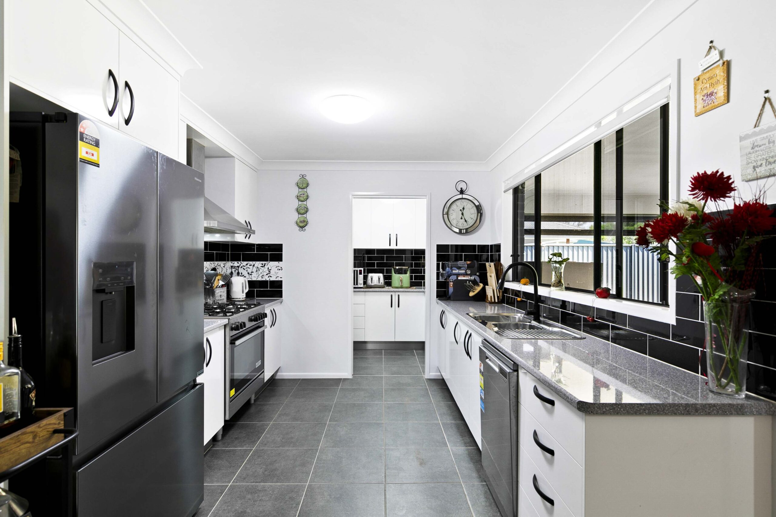 11 Bonita Court, URANGAN, QLD 4655 AUS