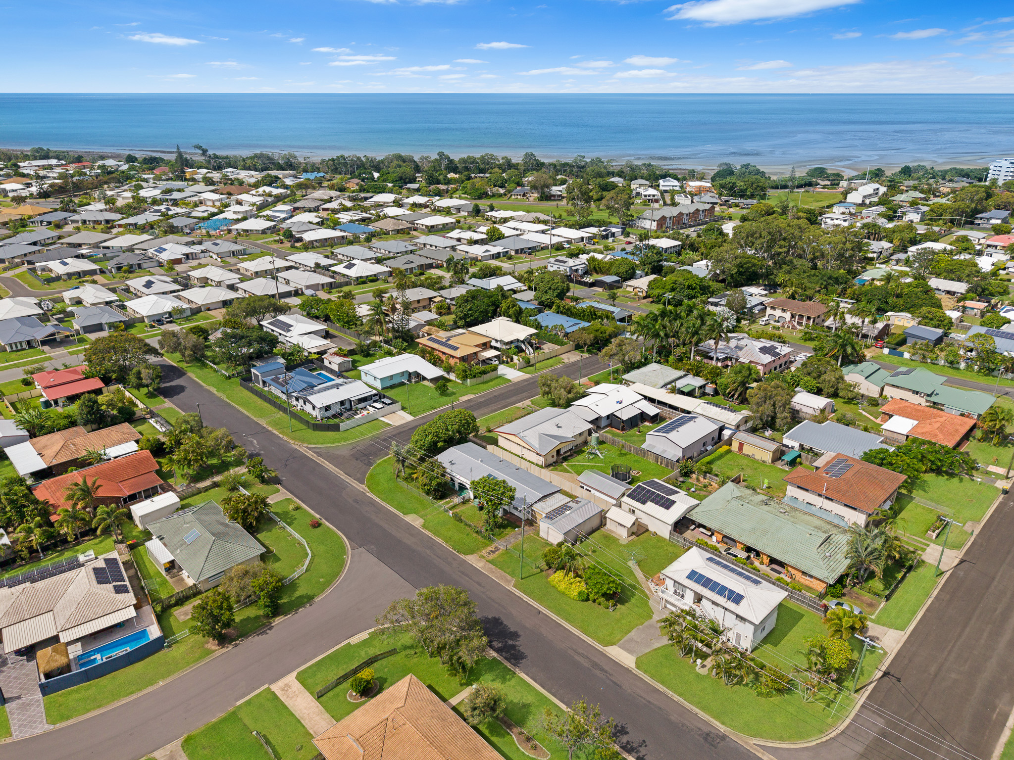 12 Jackson Street, PIALBA, QLD 4655 AUS