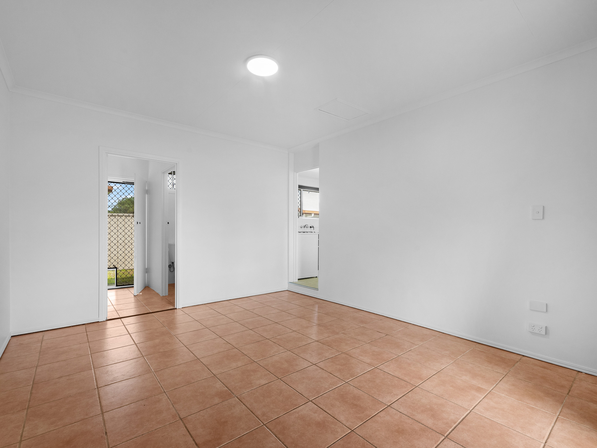 12 Jackson Street, PIALBA, QLD 4655 AUS