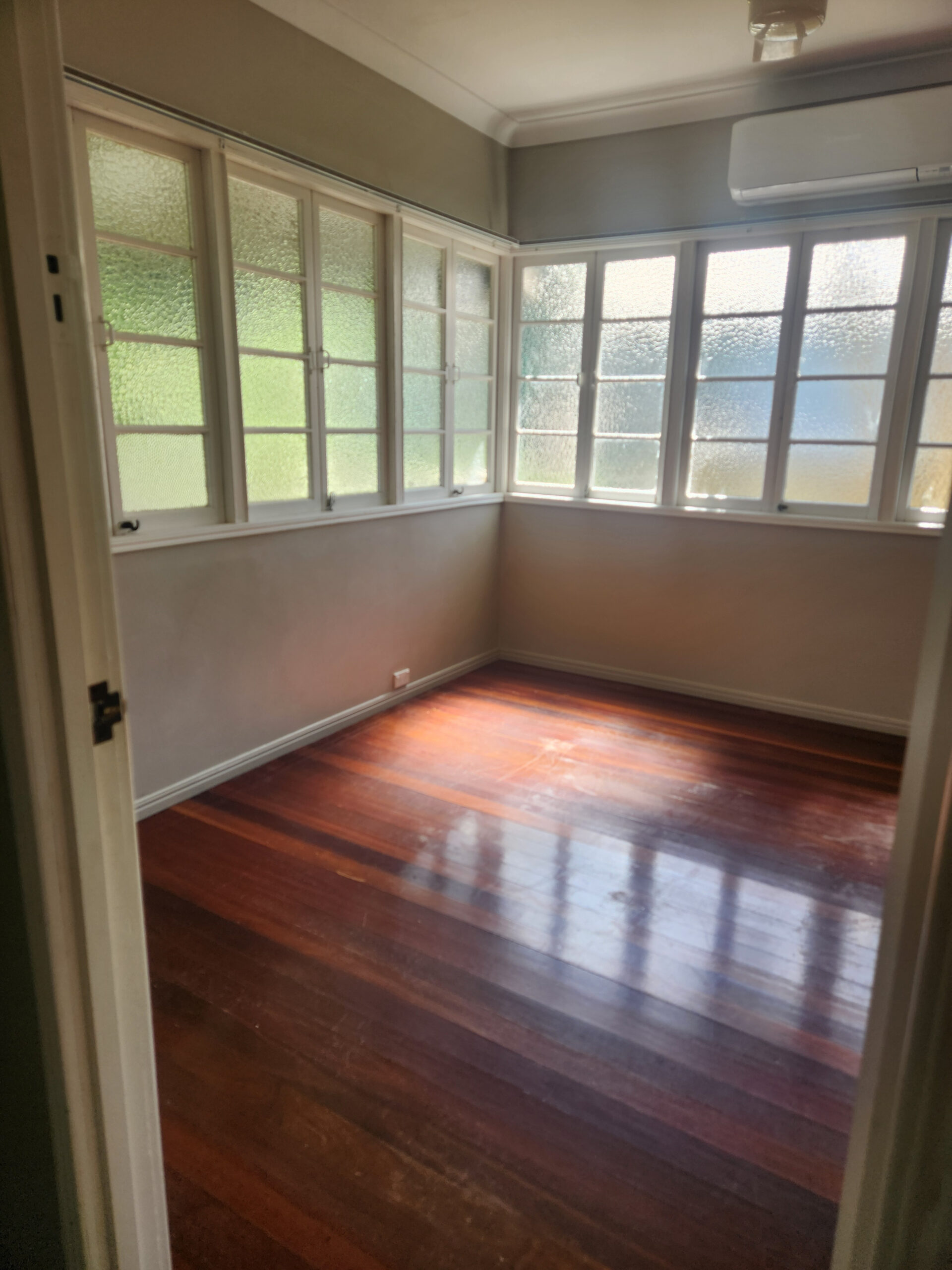 15 Ocean Street, TORQUAY, QLD 4655 AUS