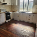 15 Ocean Street, TORQUAY, QLD 4655 AUS