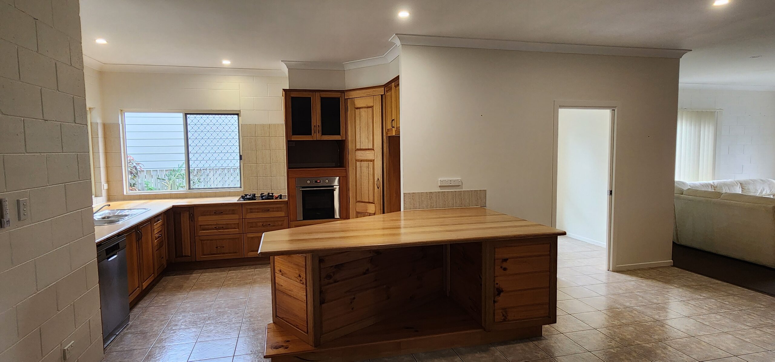 15 Desmond Drive, TOOGOOM, QLD 4655 AUS