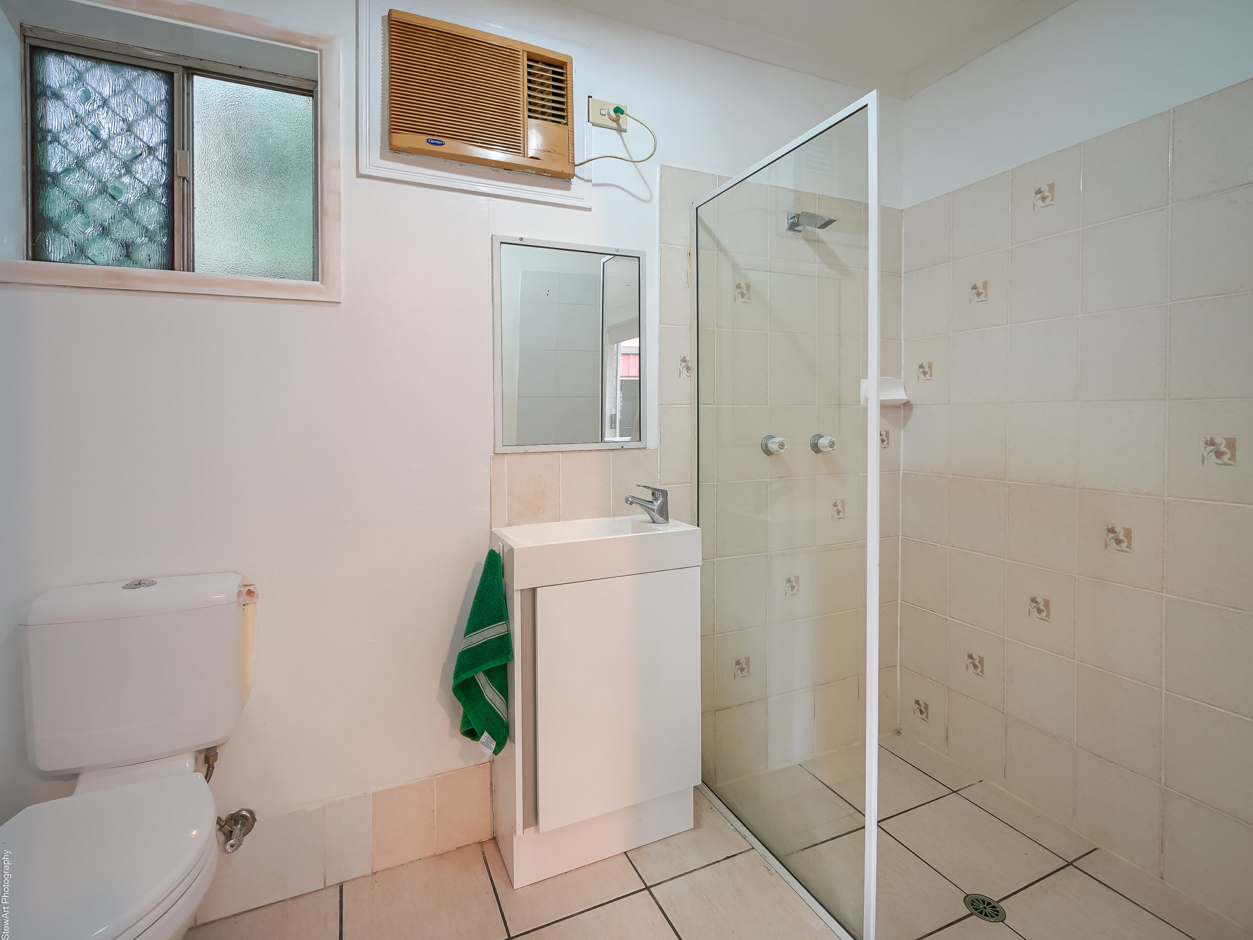 77 Winchelsea Street, PIALBA, QLD 4655 AUS