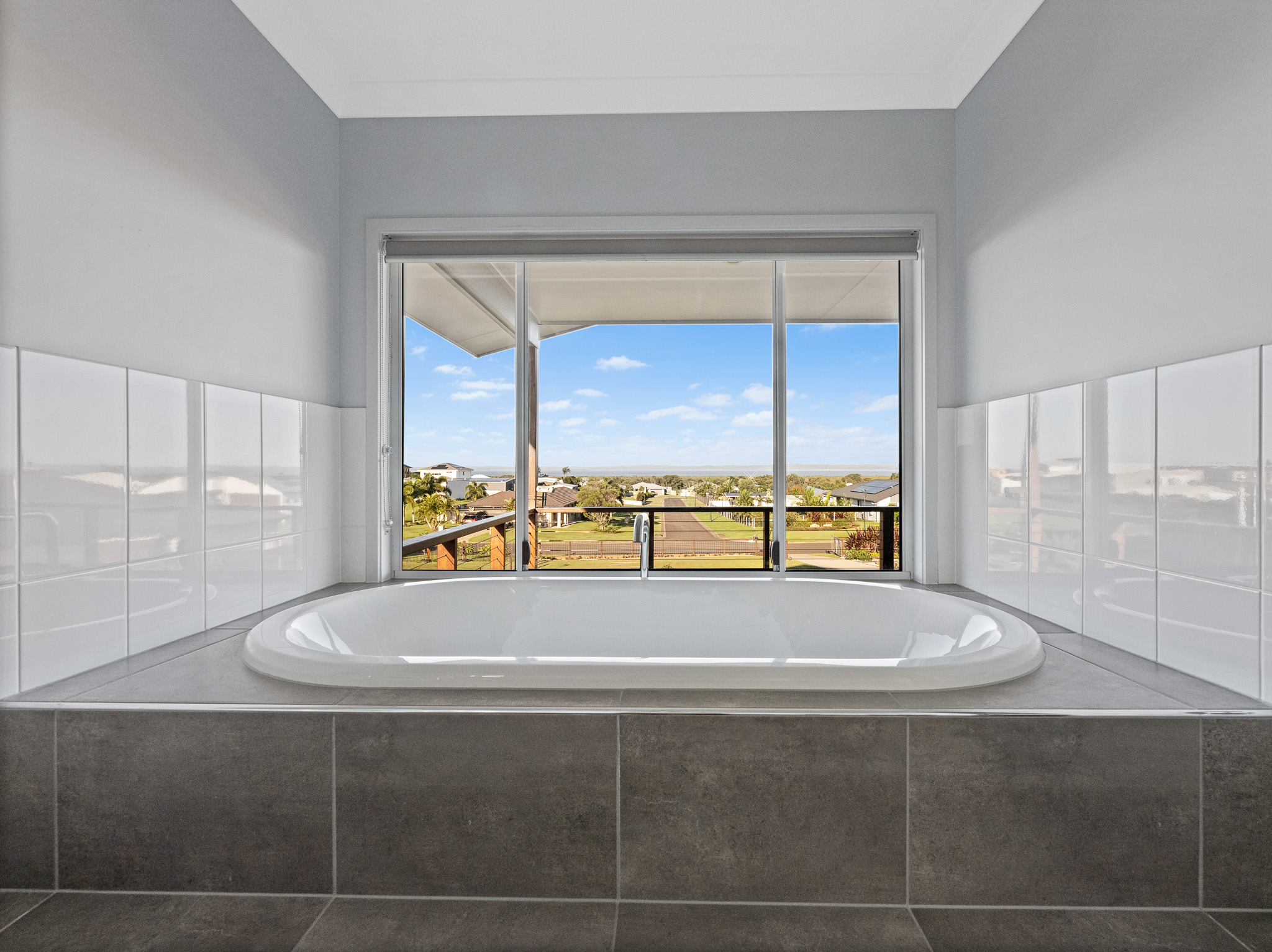 41 Windjammer Circuit, RIVER HEADS, QLD 4655 AUS