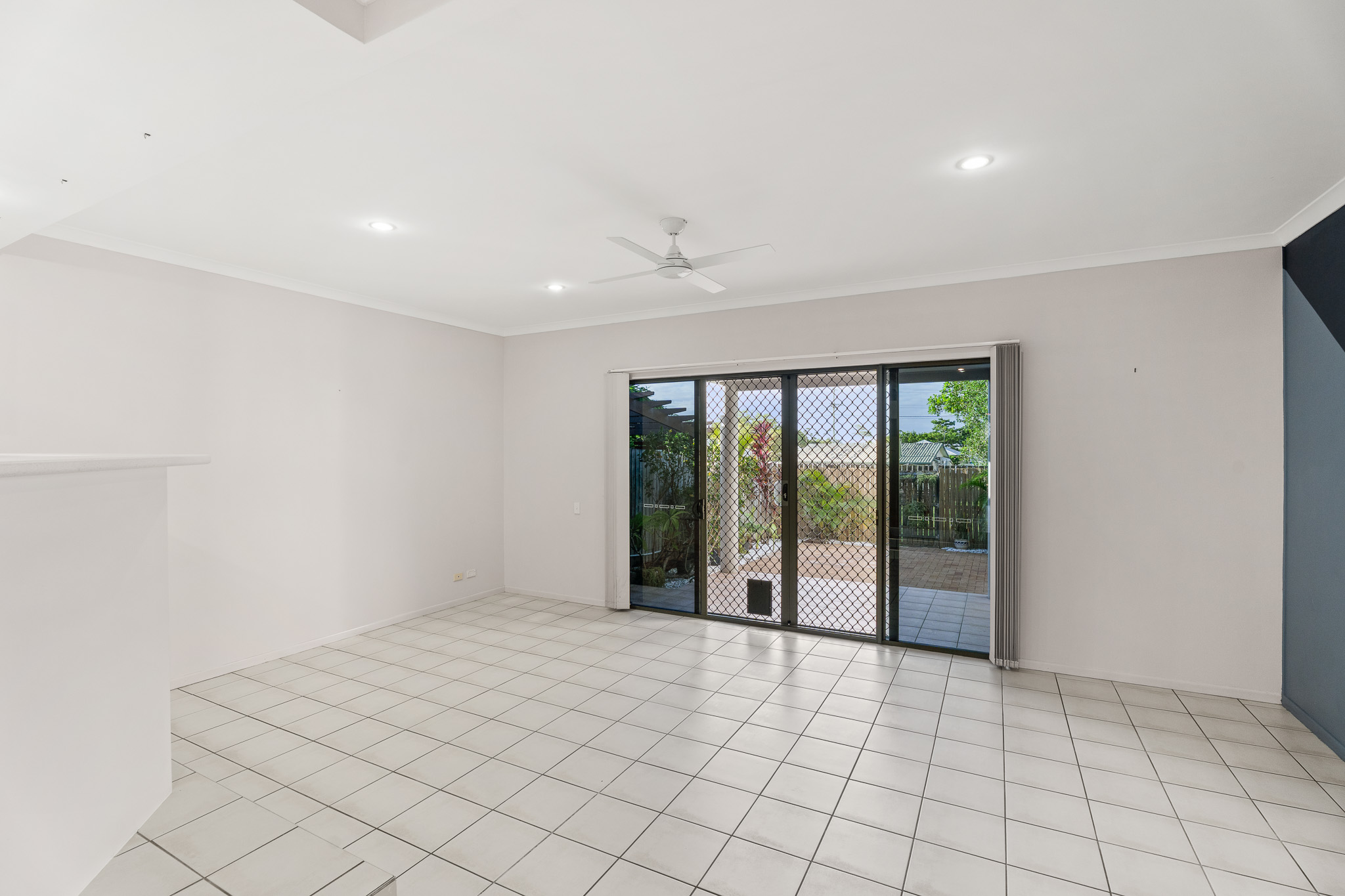 9/30 East Street, SCARNESS, QLD 4655 AUS