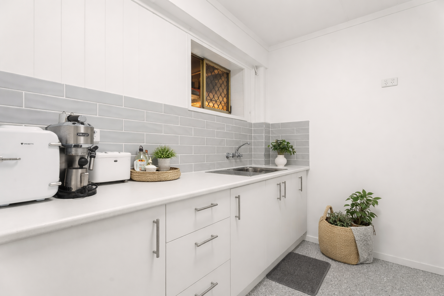 12 Richard Street, URANGAN, QLD 4655 AUS