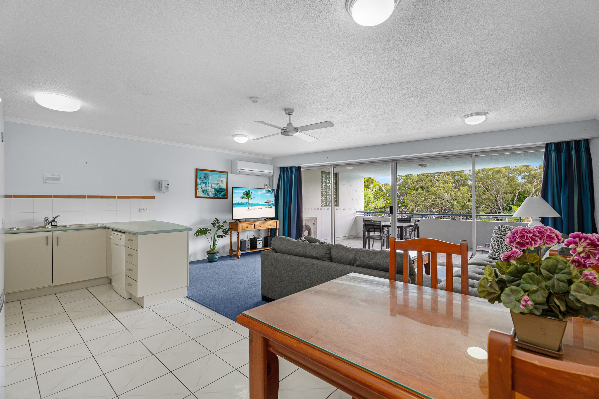 32/386 Esplanade, TORQUAY, QLD 4655 AUS