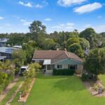 17 Campbell Street, TORQUAY, QLD 4655 AUS