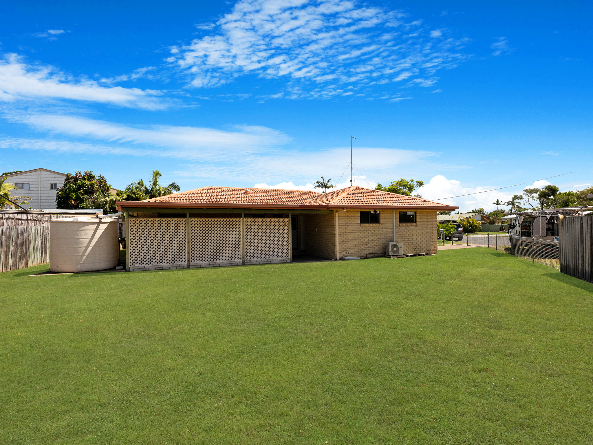 7 Pebble Court, TORQUAY, QLD 4655 AUS