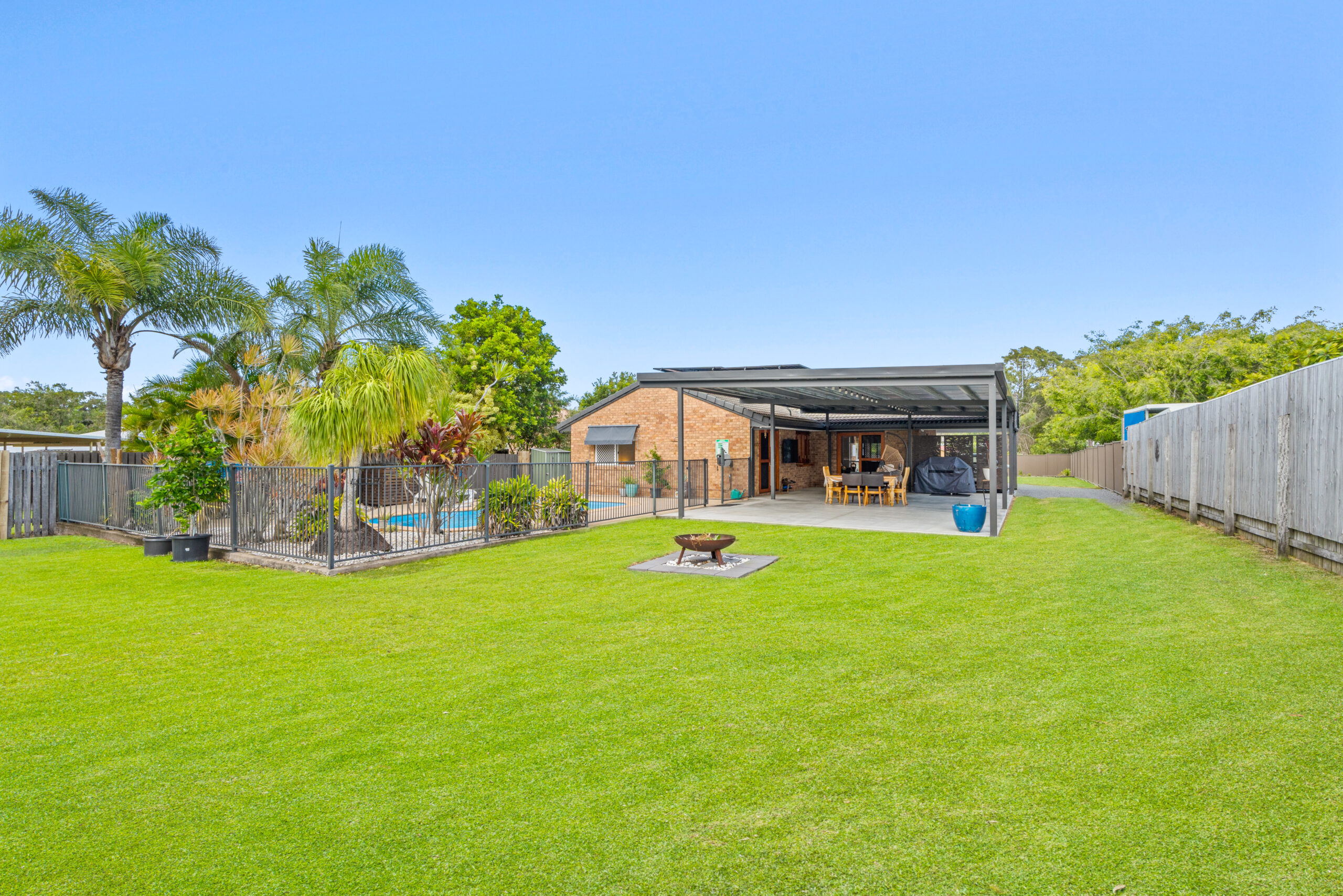 38 Ladbroke Crescent, URANGAN, QLD 4655 AUS