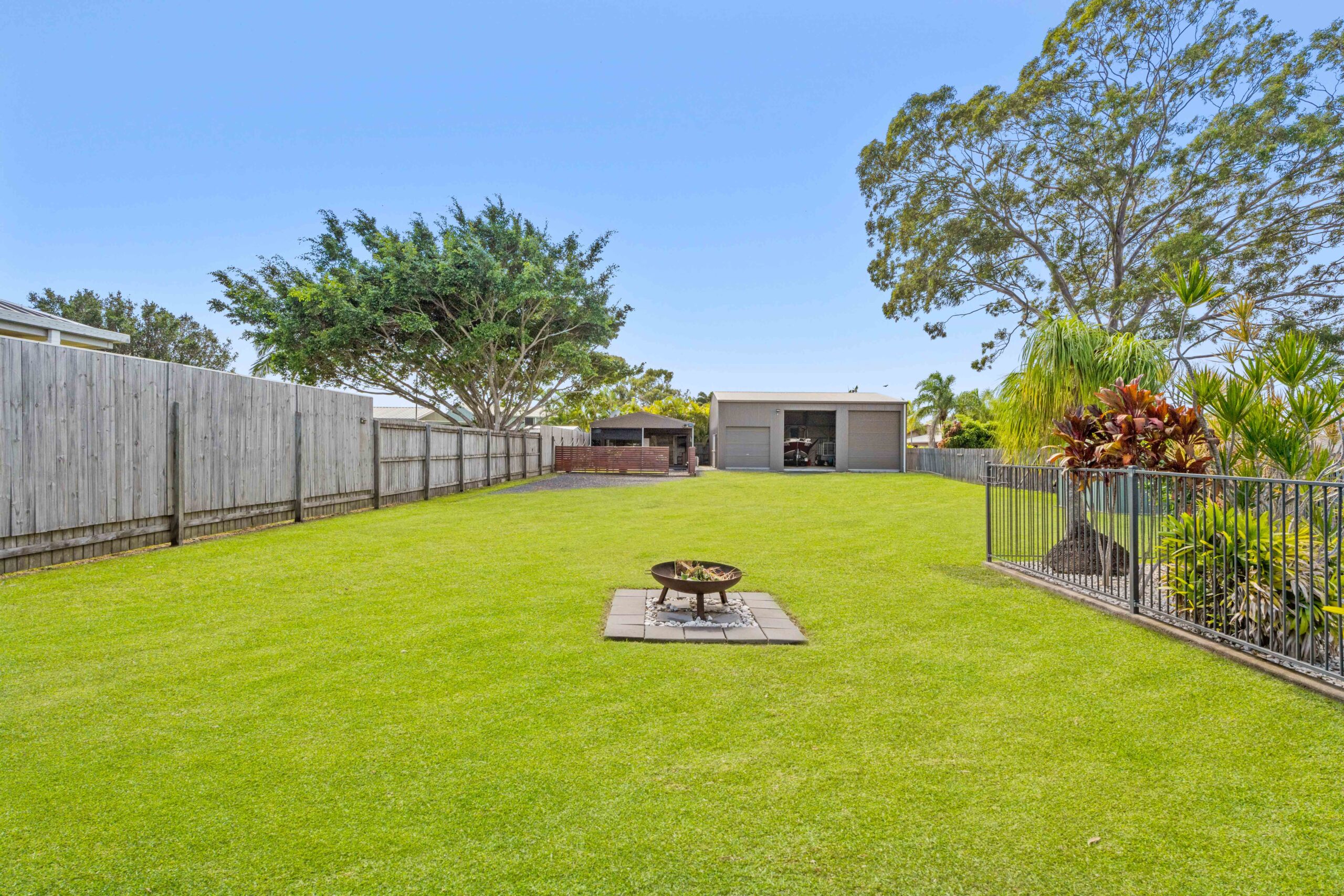 38 Ladbroke Crescent, URANGAN, QLD 4655 AUS