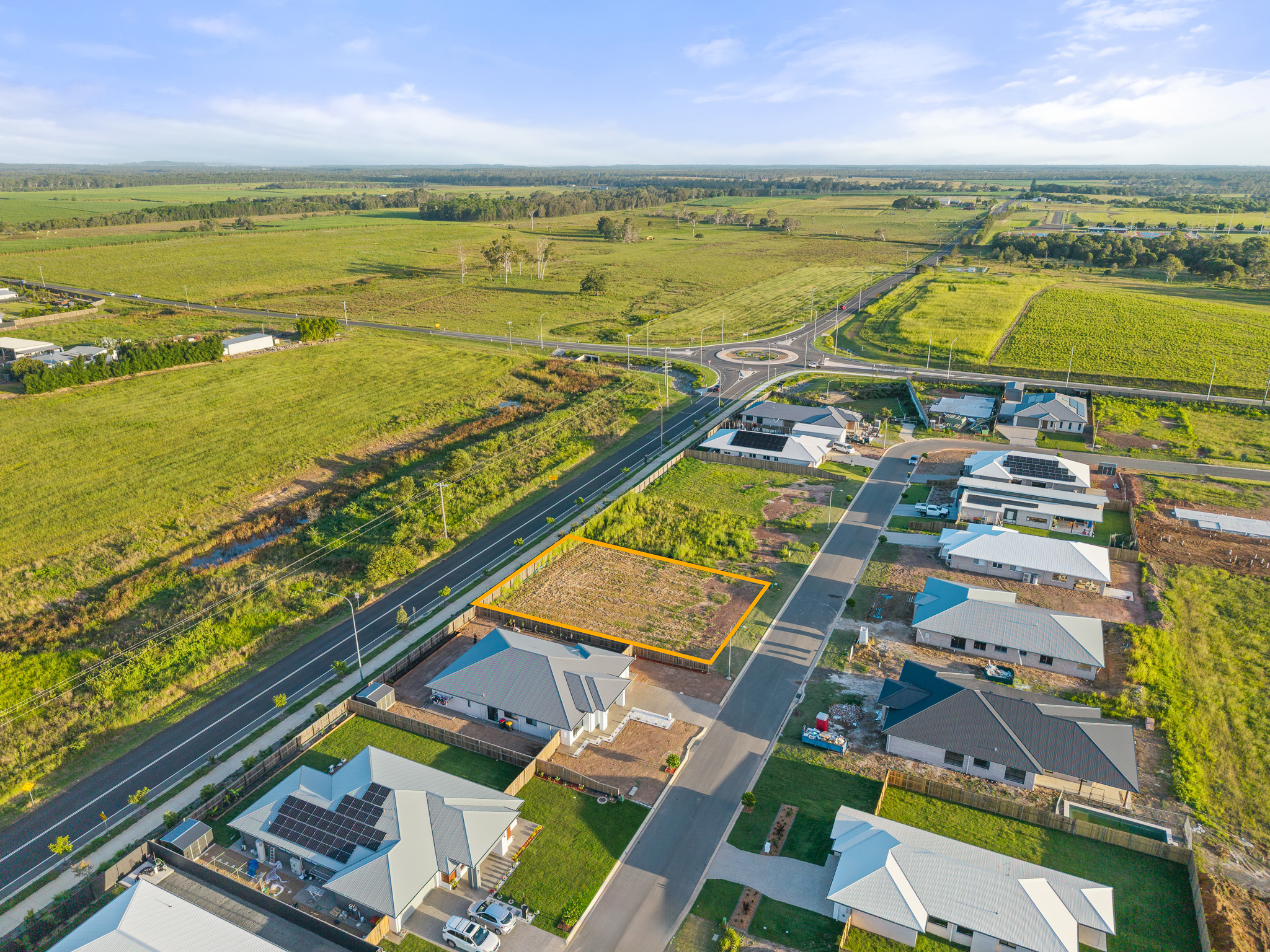18 Hovea Circuit, NIKENBAH, QLD 4655 AUS