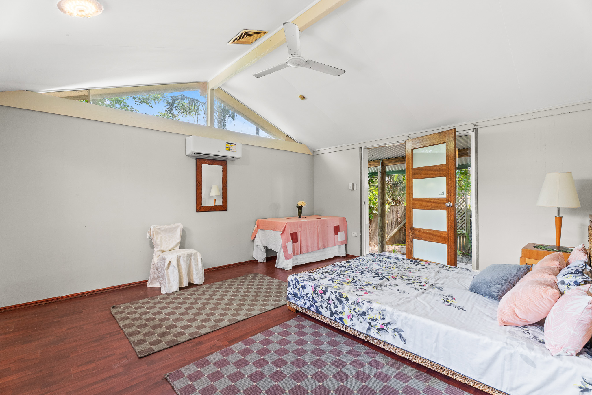 14 King Street, URANGAN, QLD 4655 AUS