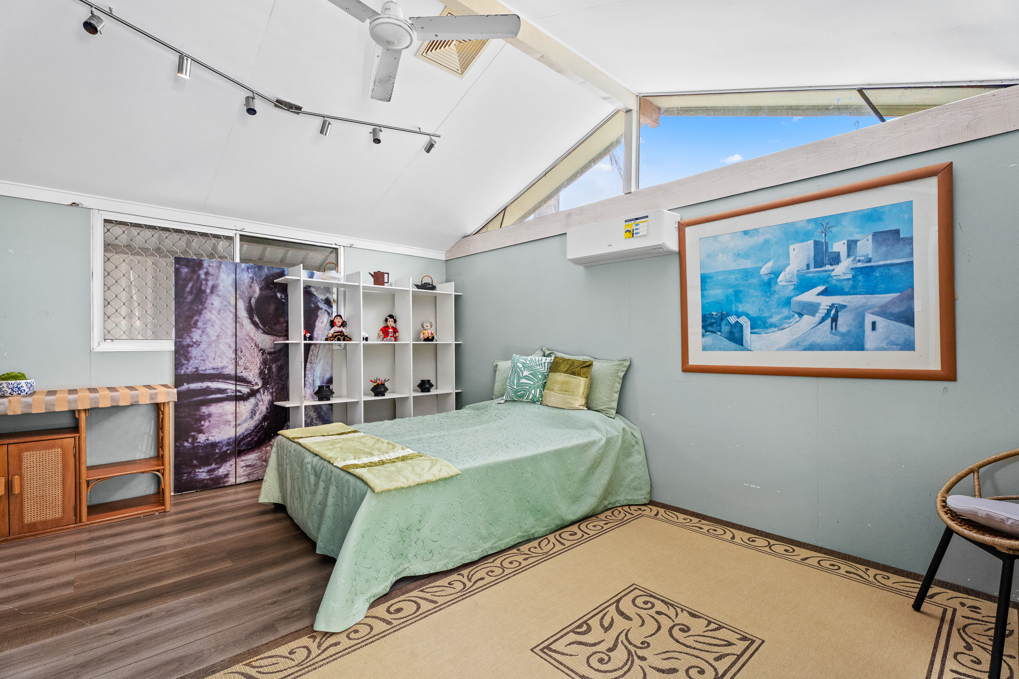 14 King Street, URANGAN, QLD 4655 AUS