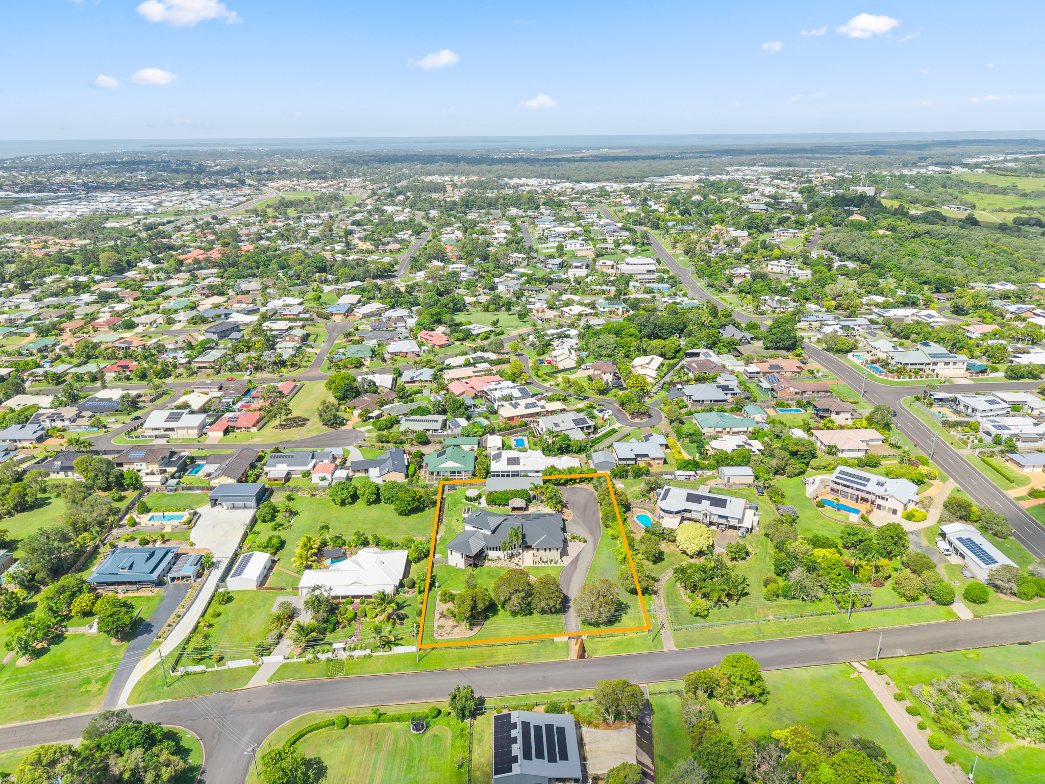 9-11 Gundesen Drive, URRAWEEN, QLD 4655 AUS