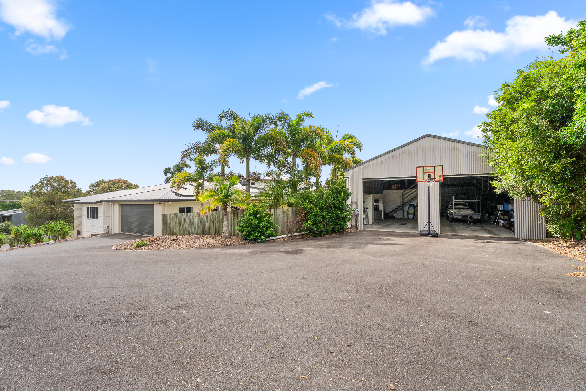 9-11 Gundesen Drive, URRAWEEN, QLD 4655 AUS