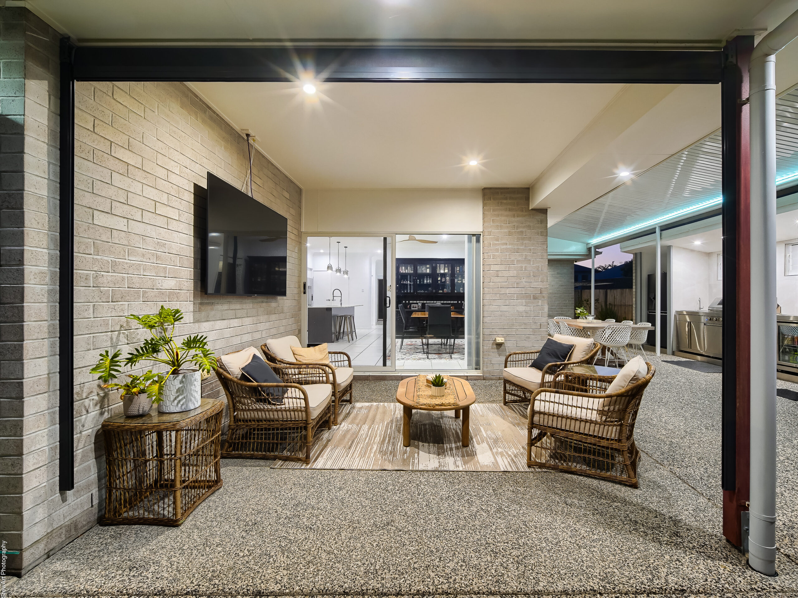 7 Seacrest Drive, WONDUNNA, QLD 4655 AUS