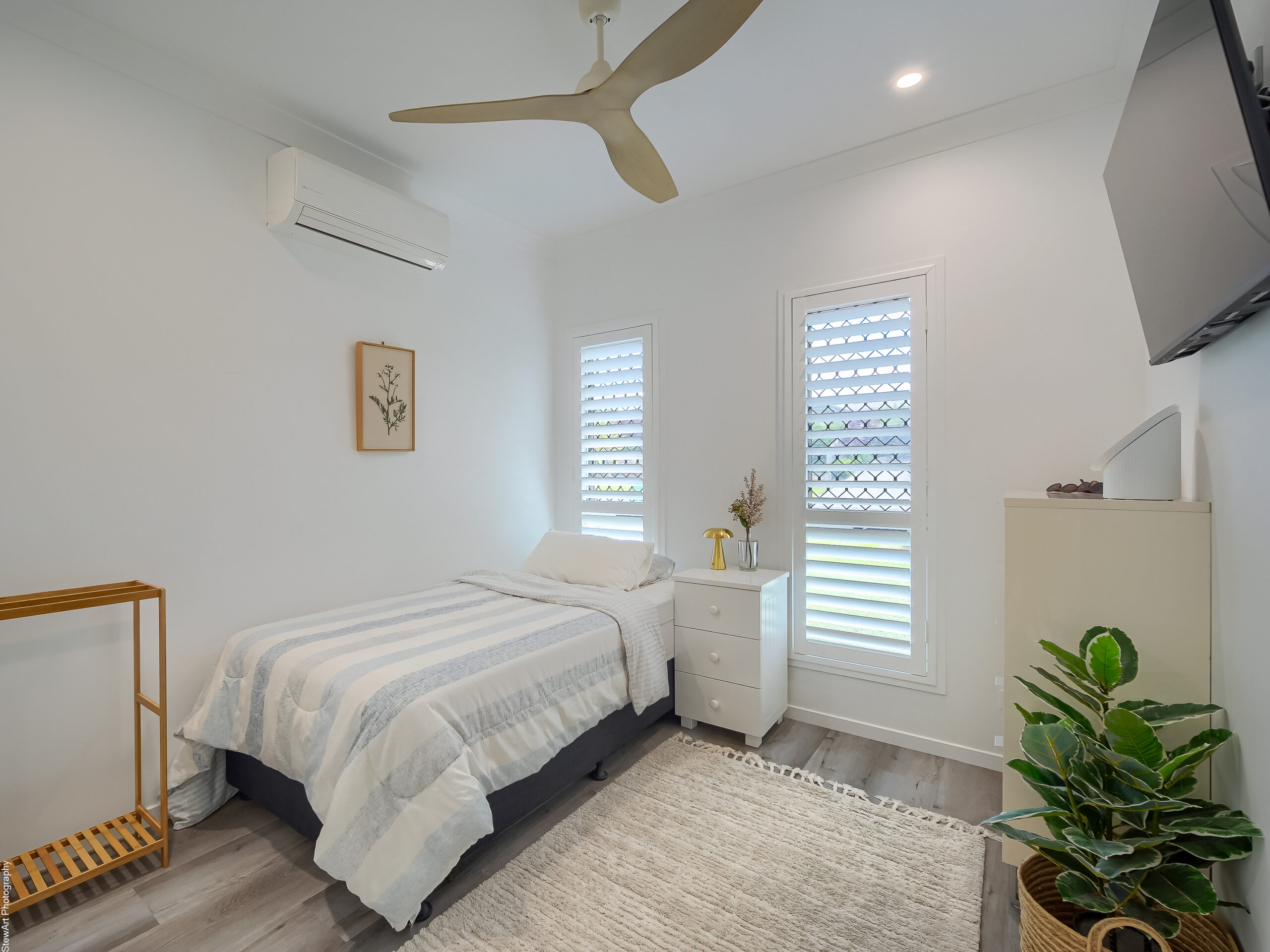 7 Seacrest Drive, WONDUNNA, QLD 4655 AUS