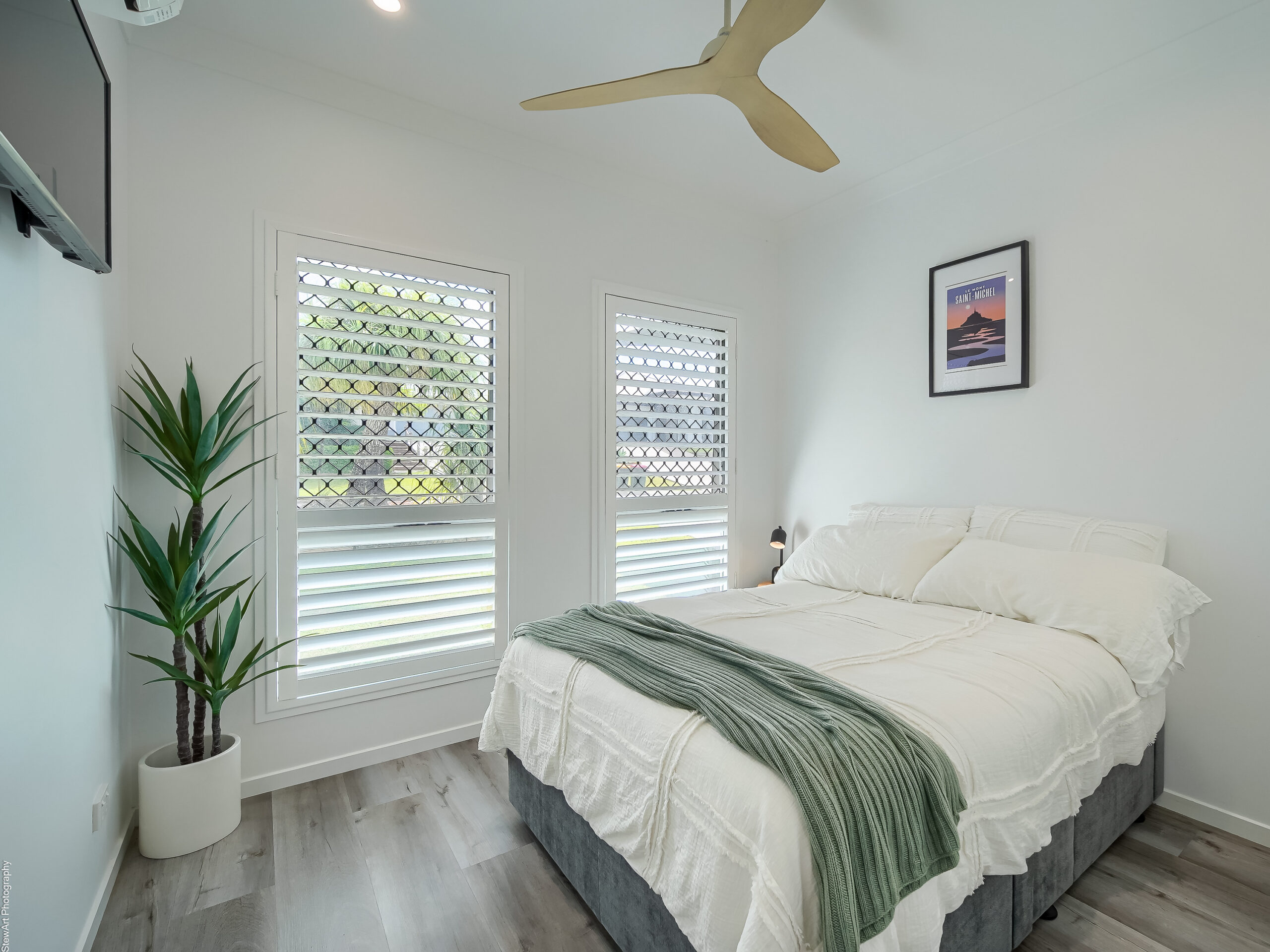 7 Seacrest Drive, WONDUNNA, QLD 4655 AUS