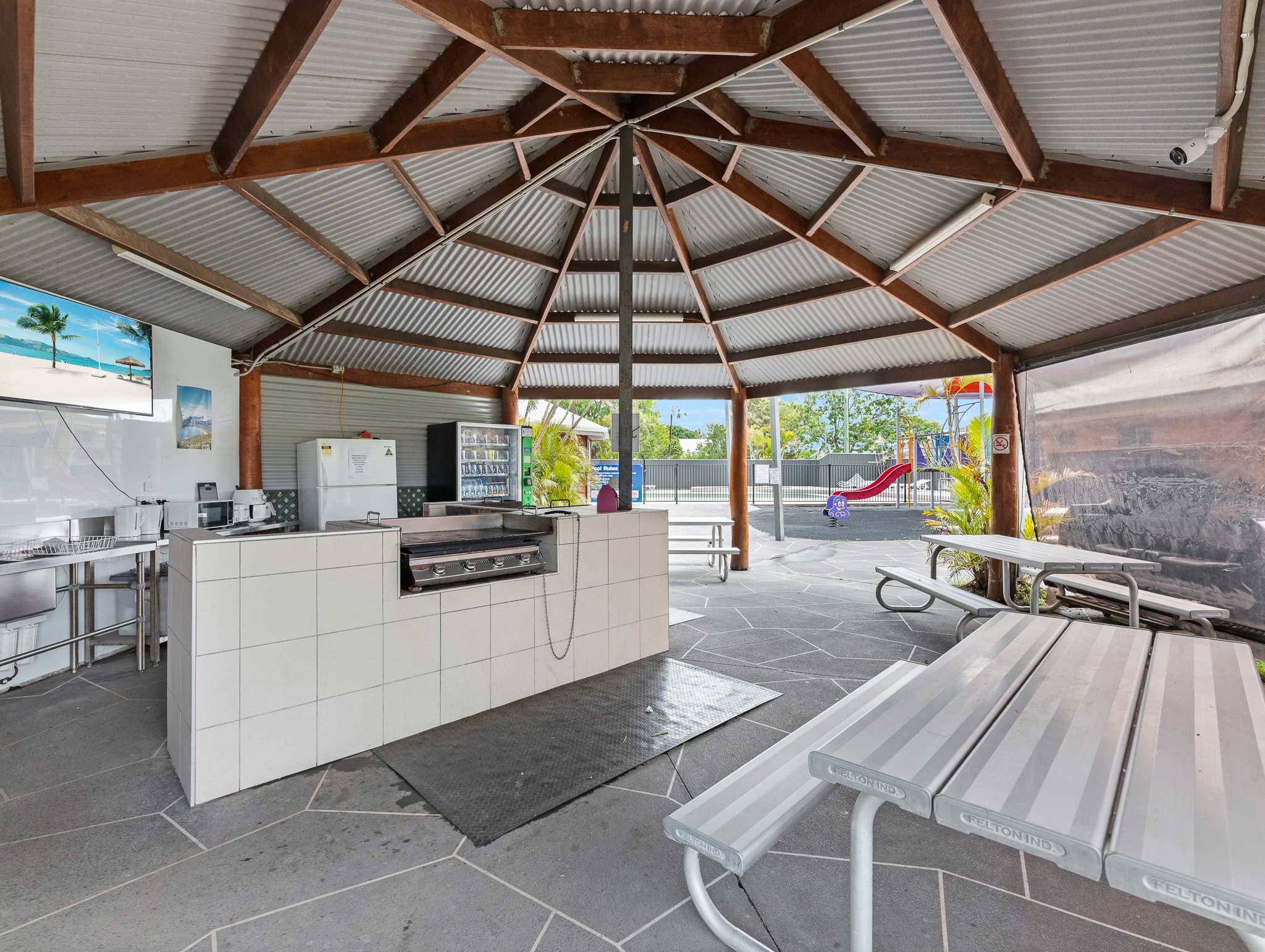 11/26 Corser Street, POINT VERNON, QLD 4655 AUS