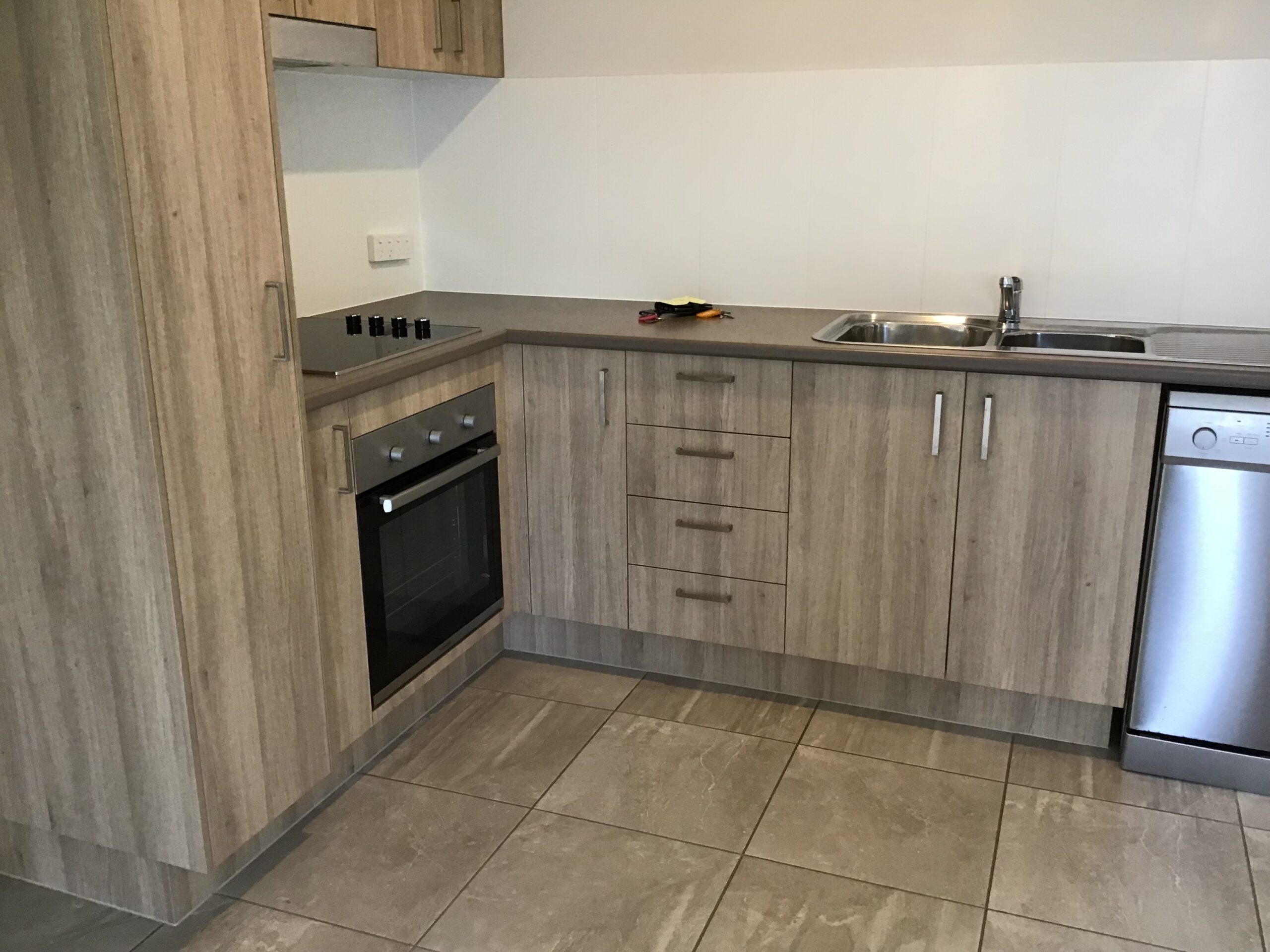 2/20 Eli Court, KAWUNGAN, QLD 4655 AUS