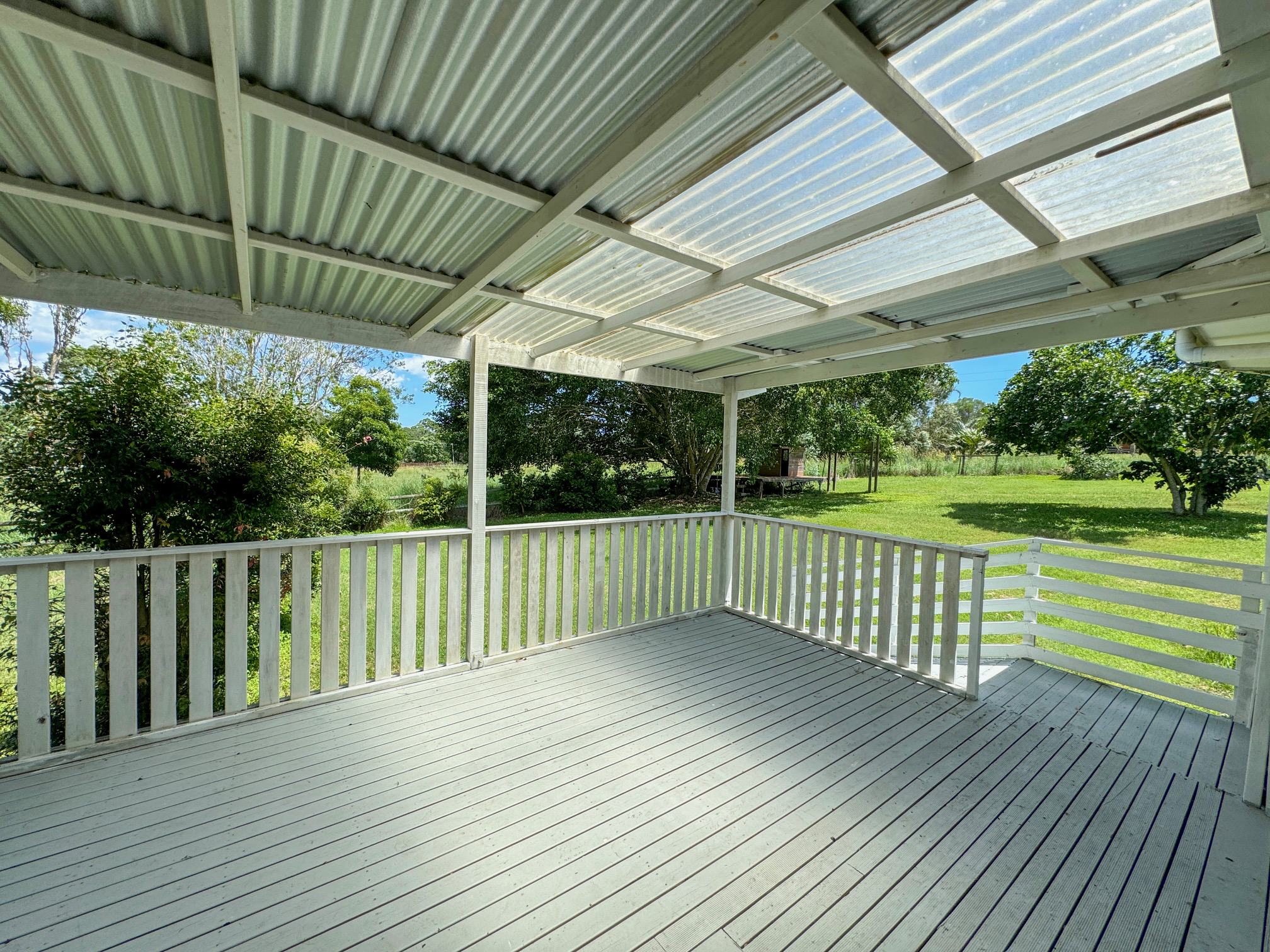 5a Mitchell Avenue, CRAIGNISH, QLD 4655 AUS